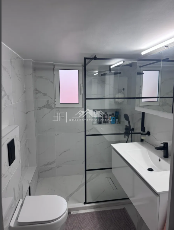 Gallery image 14