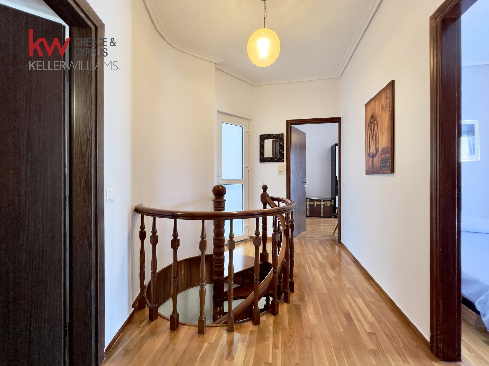 Gallery image 19