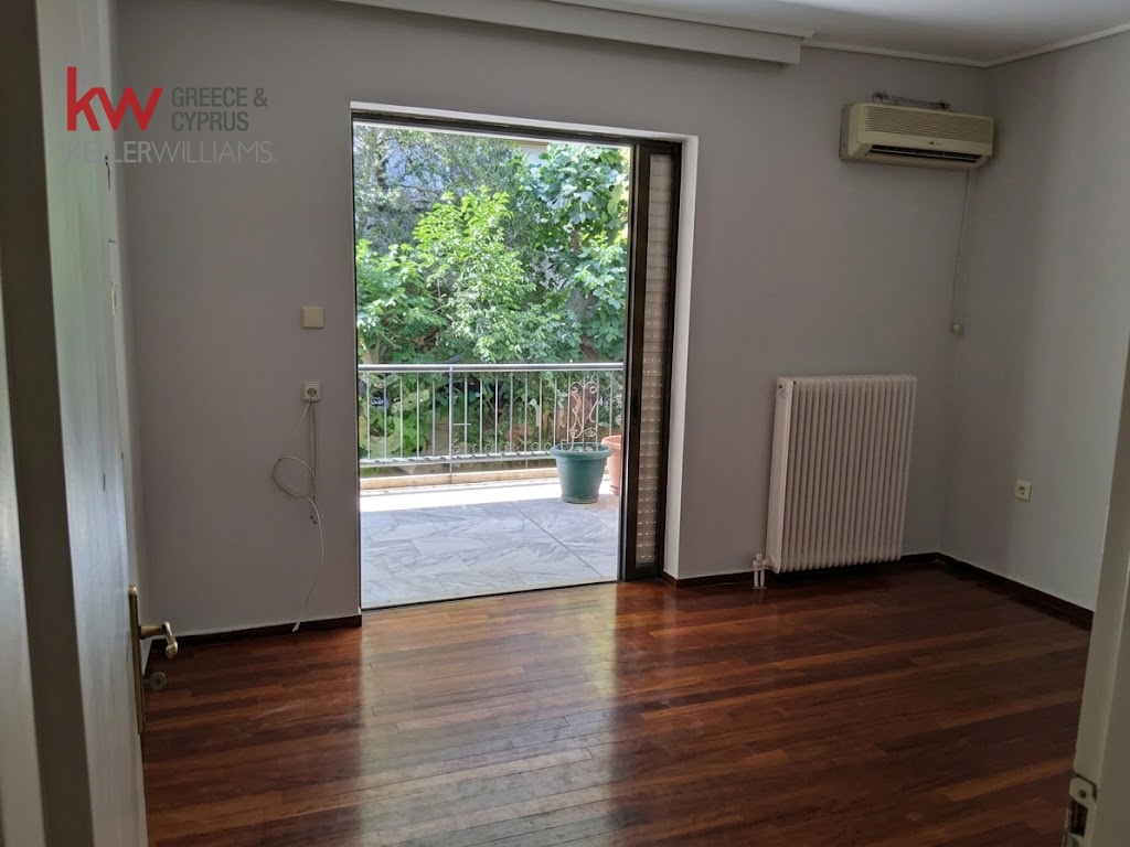 Gallery image 12