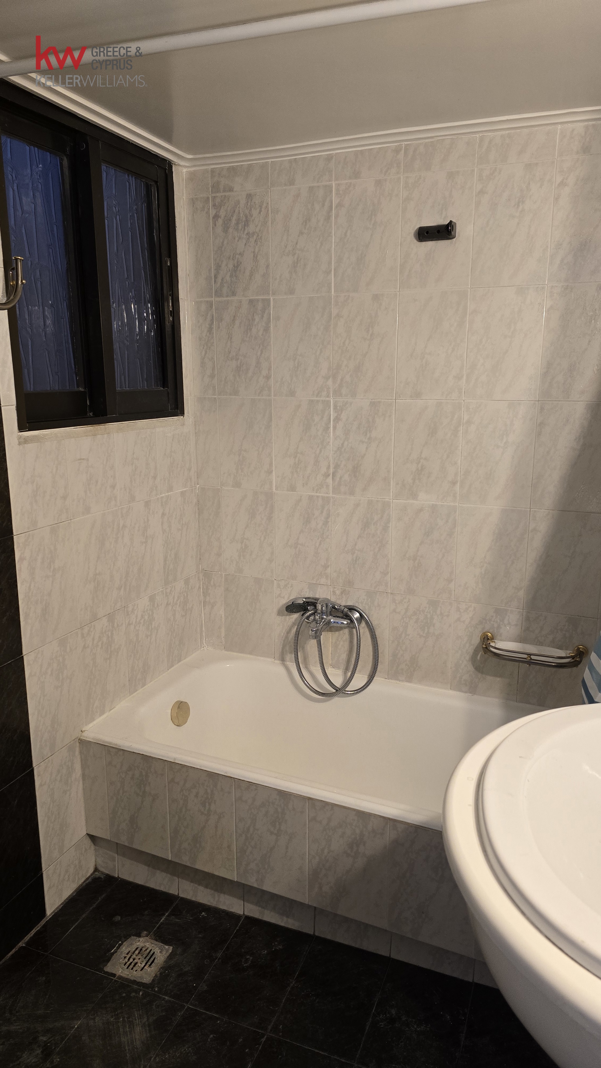 Gallery image 10