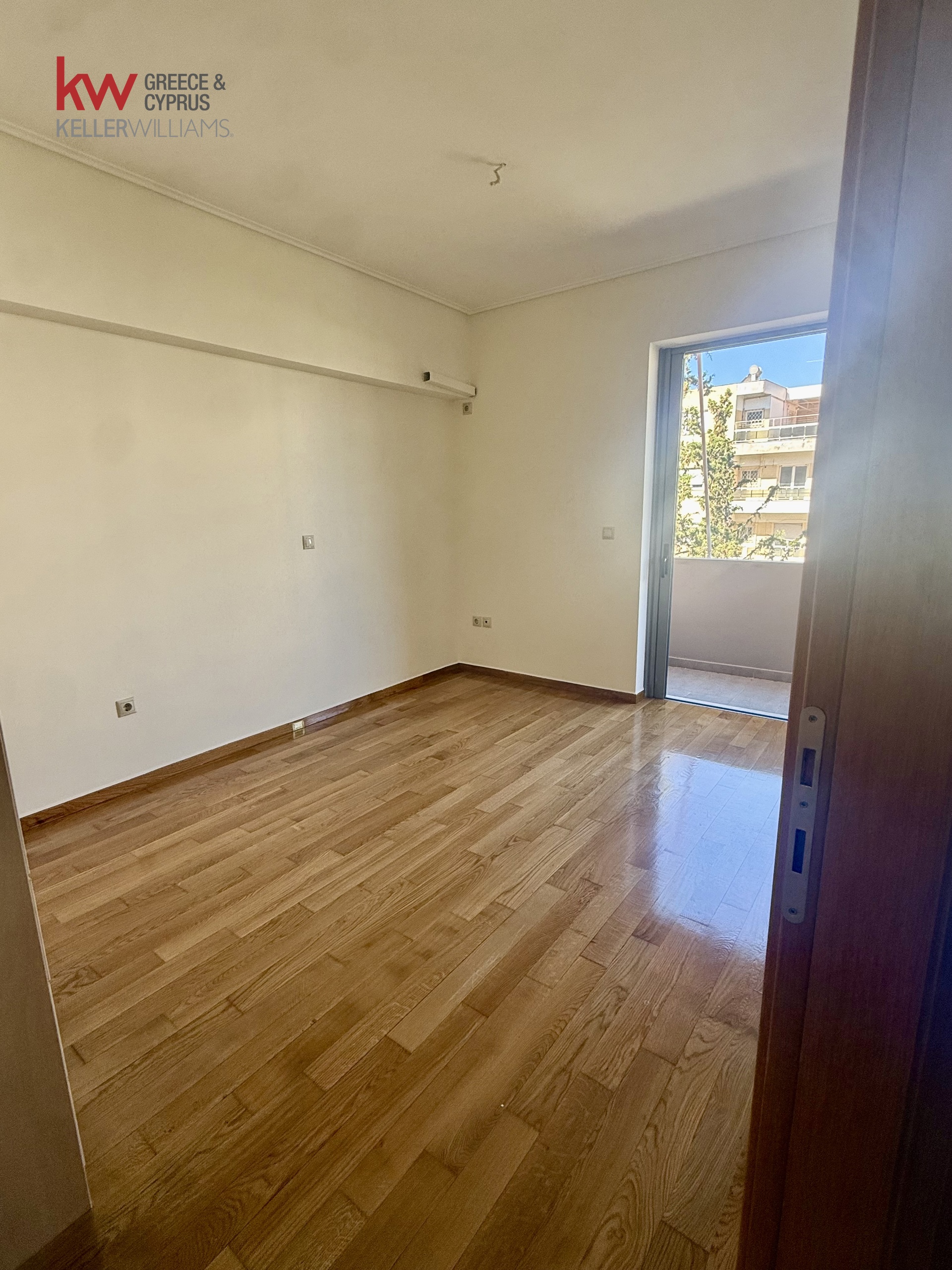 Gallery image 14