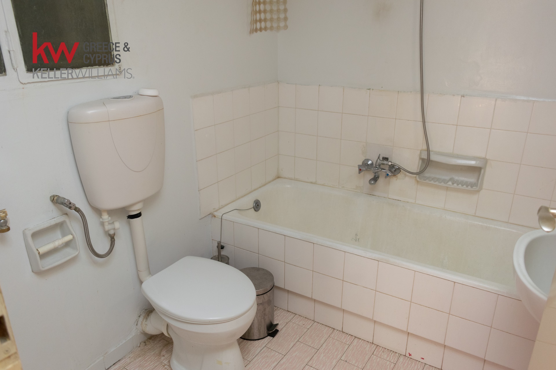 Gallery image 18