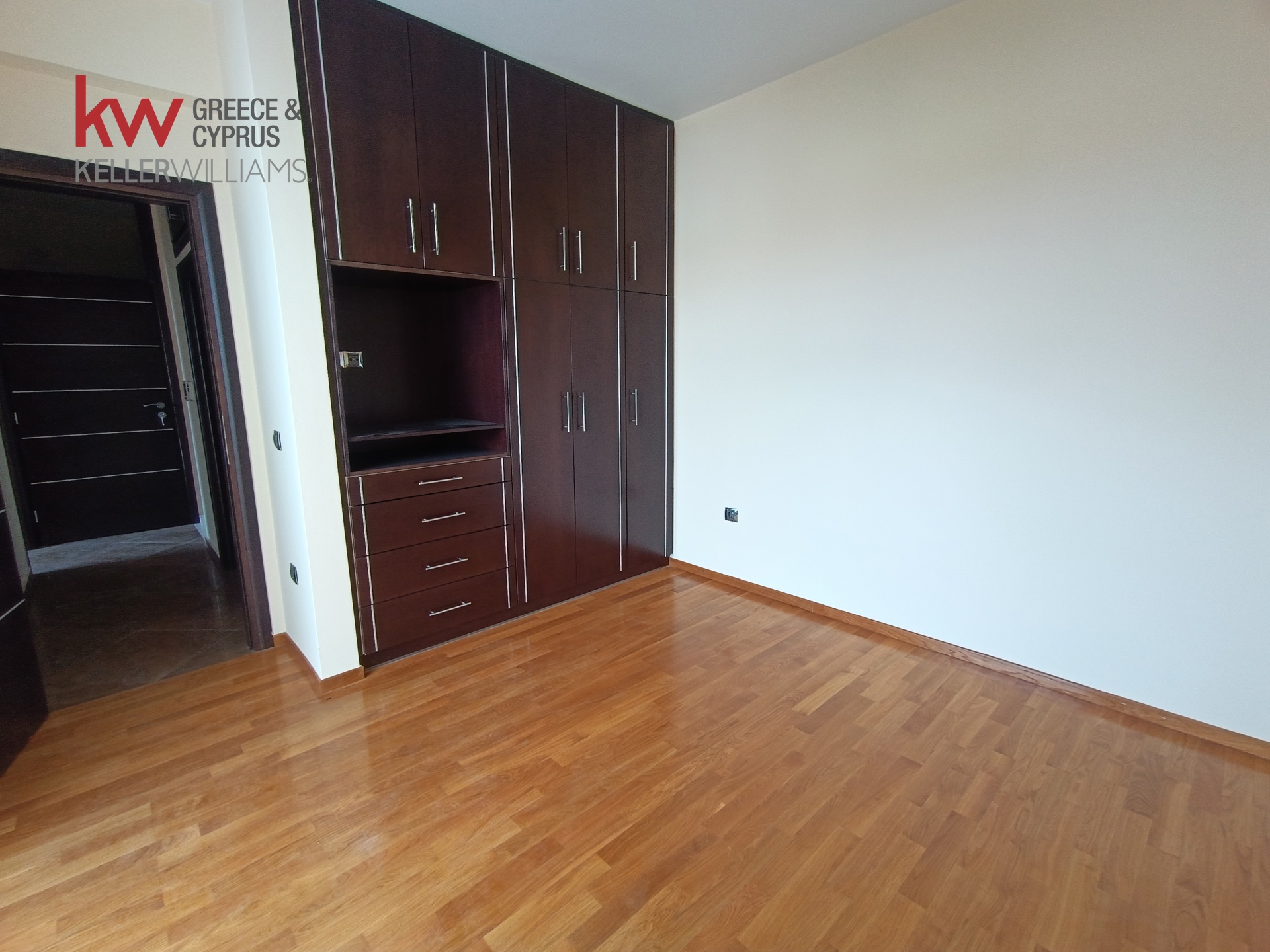 Gallery image 11