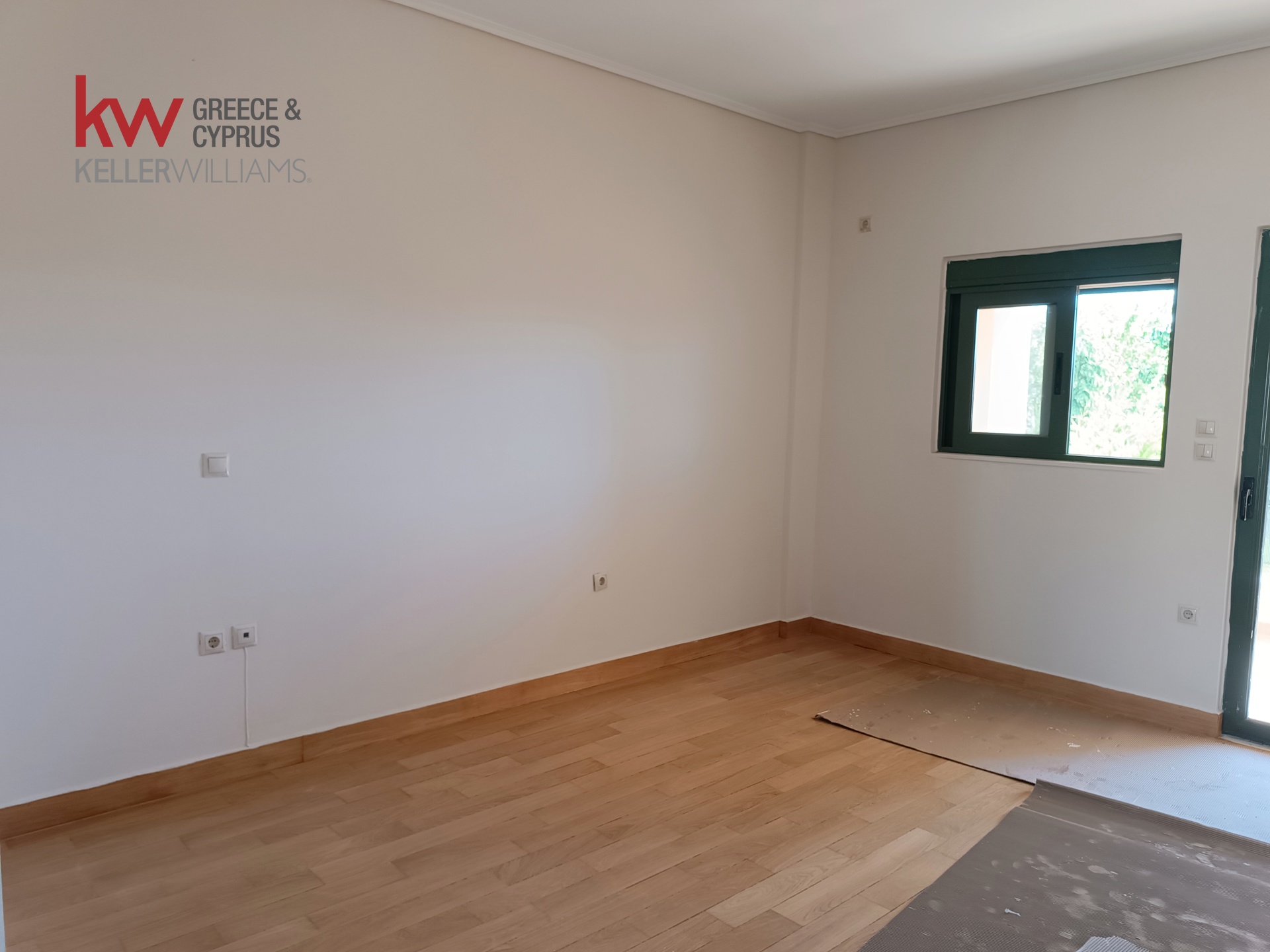 Gallery image 12