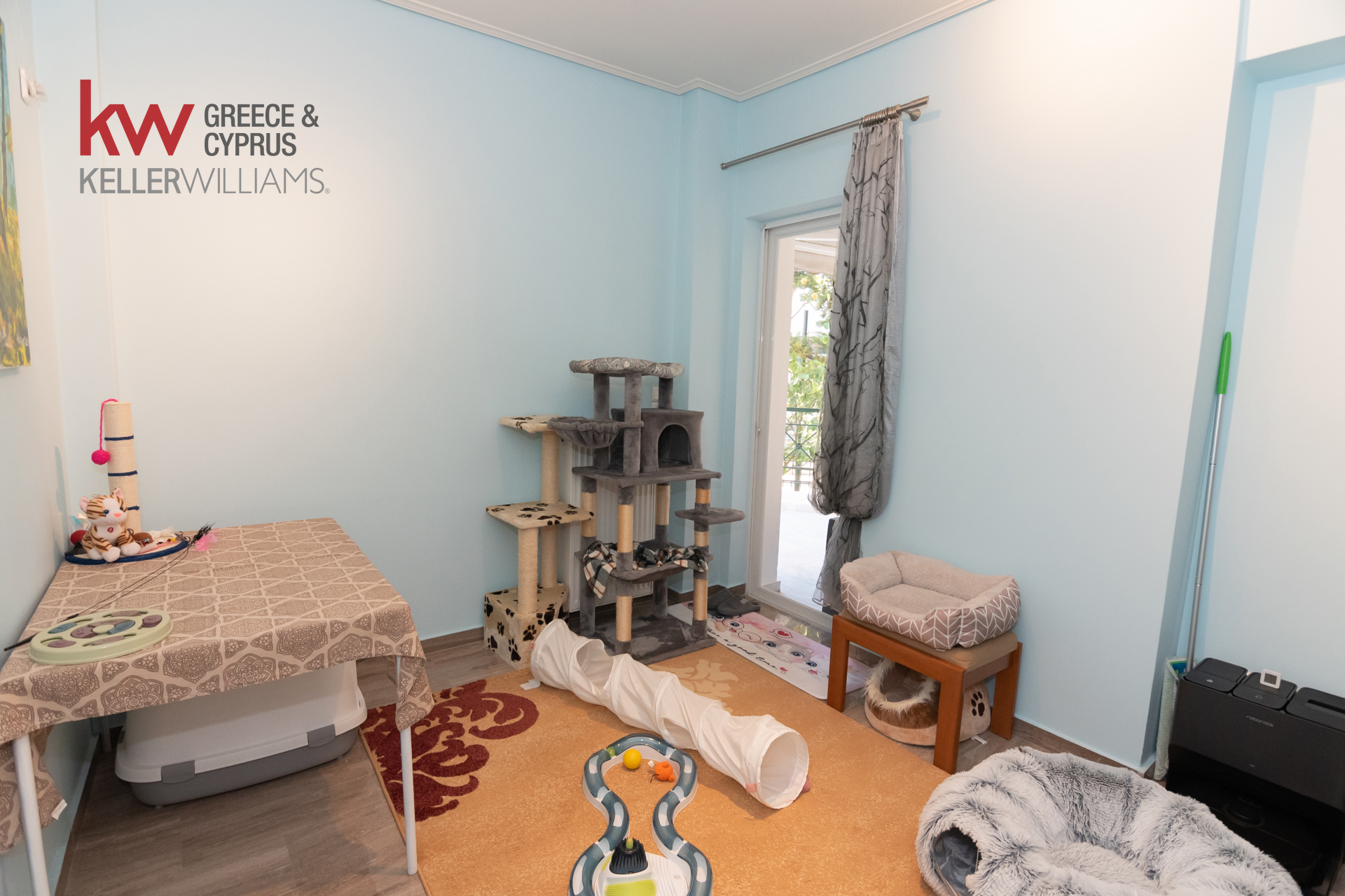 Gallery image 10