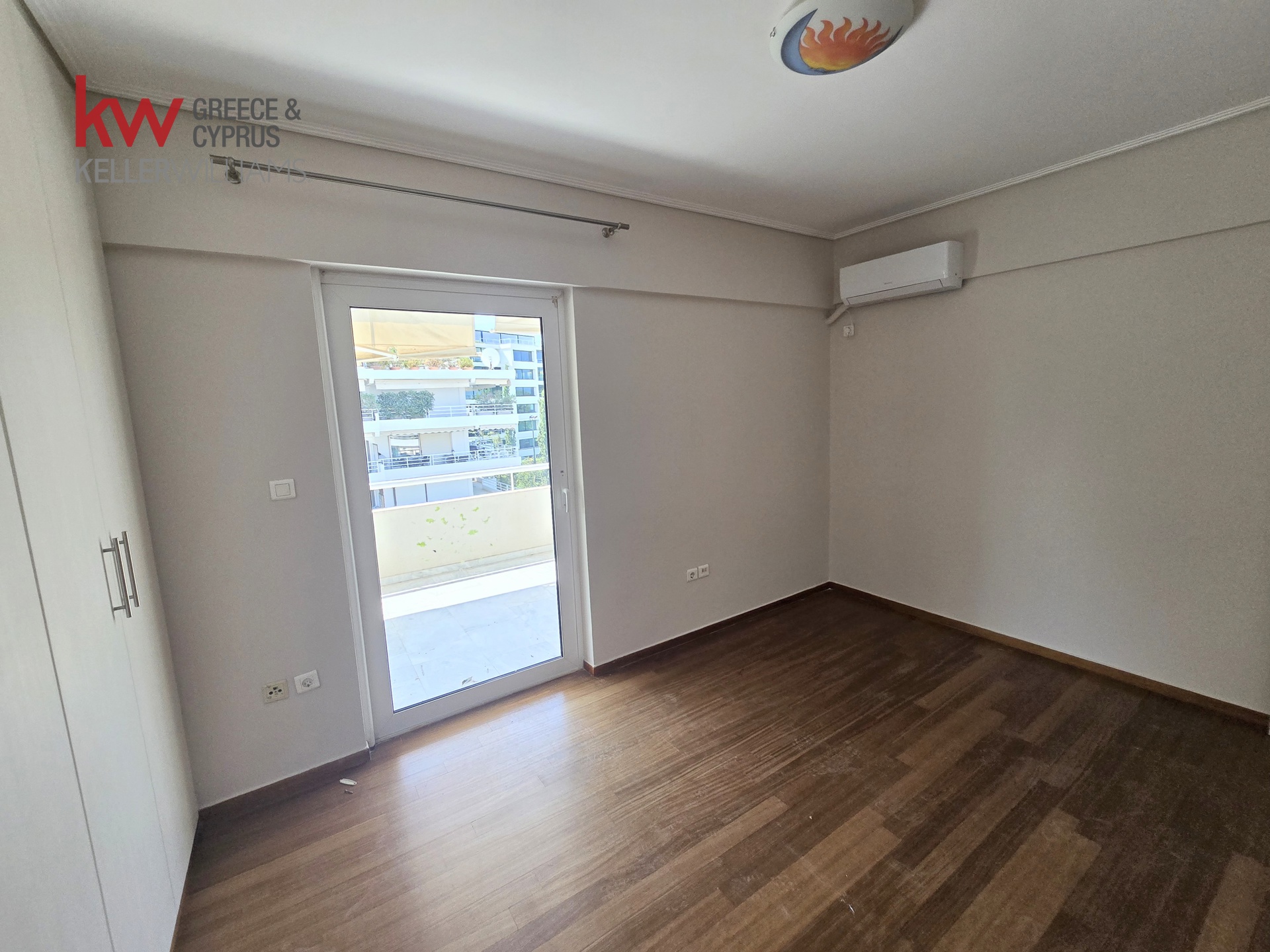 Gallery image 14