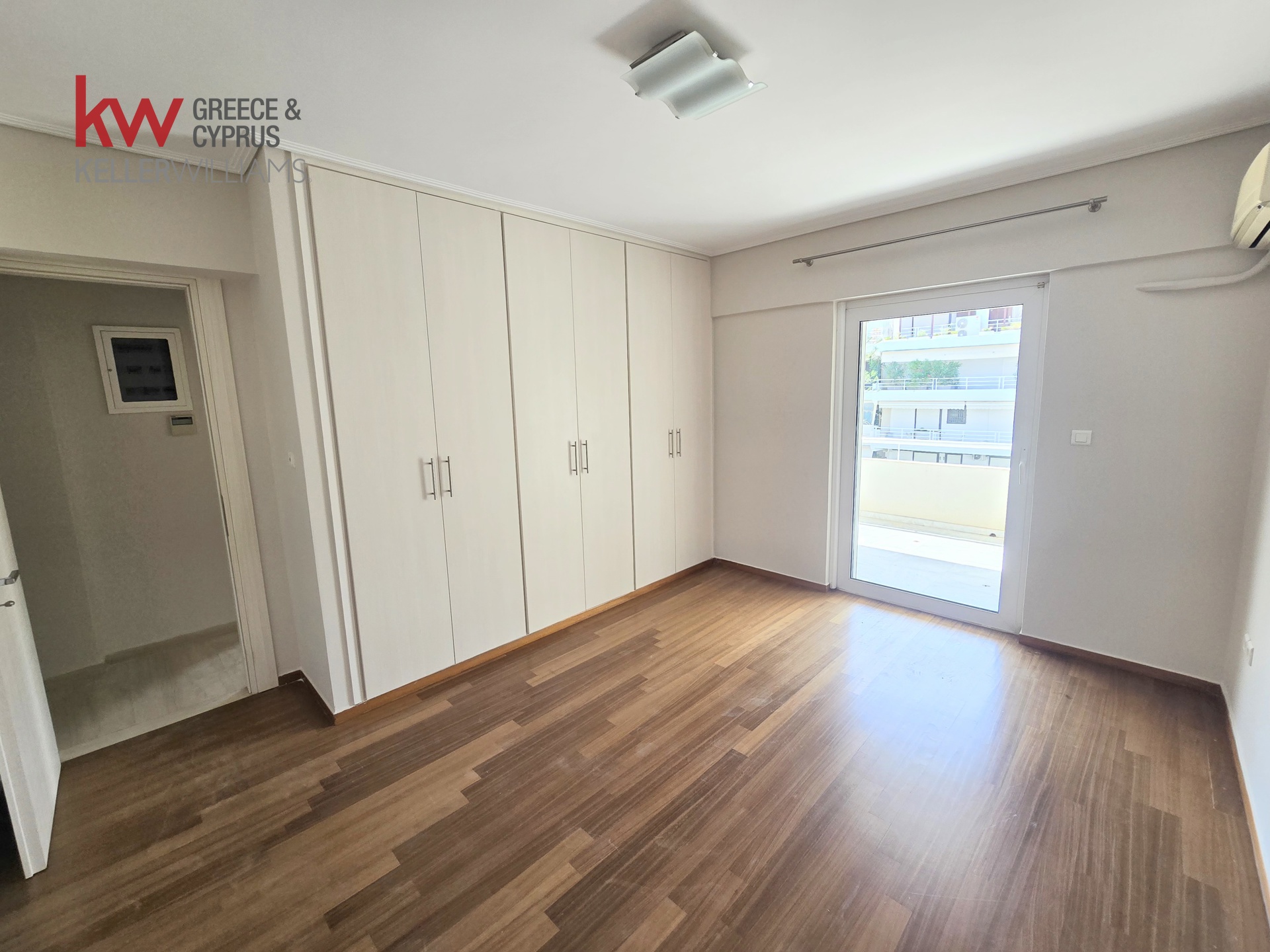Gallery image 11