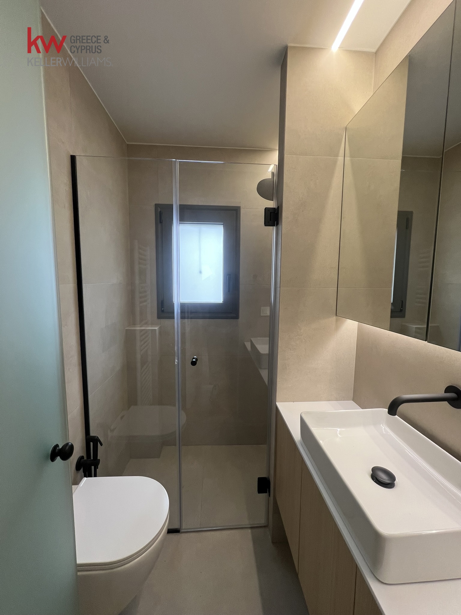 Gallery image 16