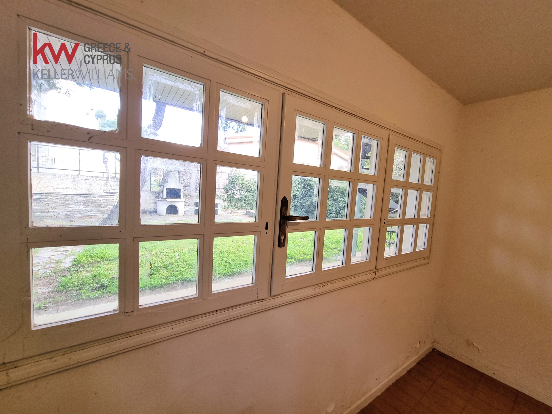 Gallery image 13