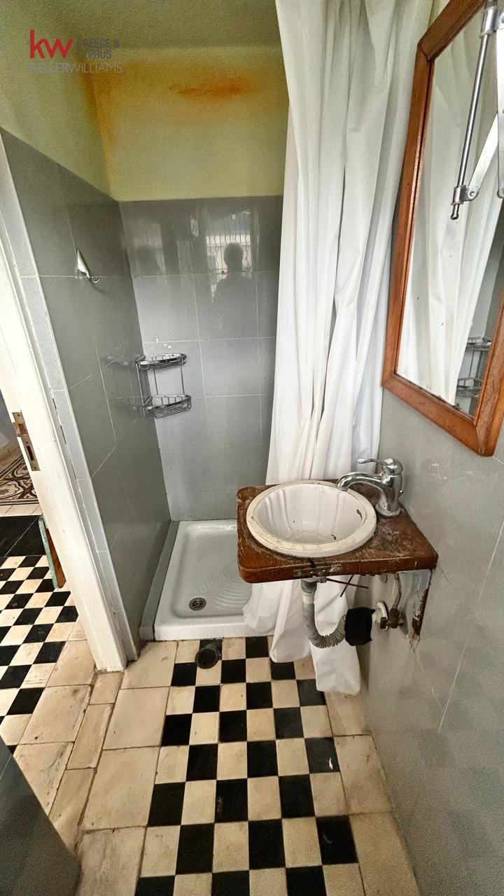 Gallery image 12
