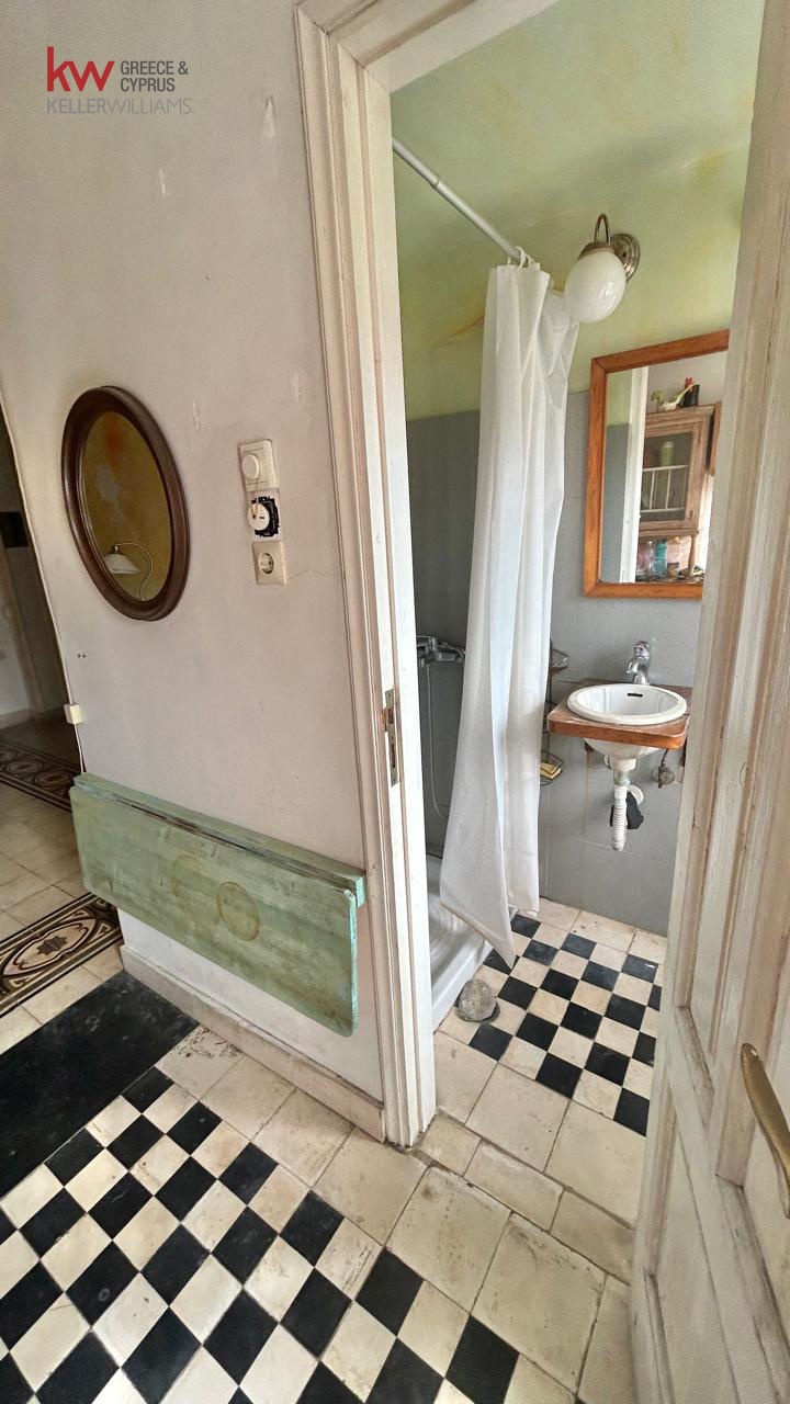 Gallery image 10