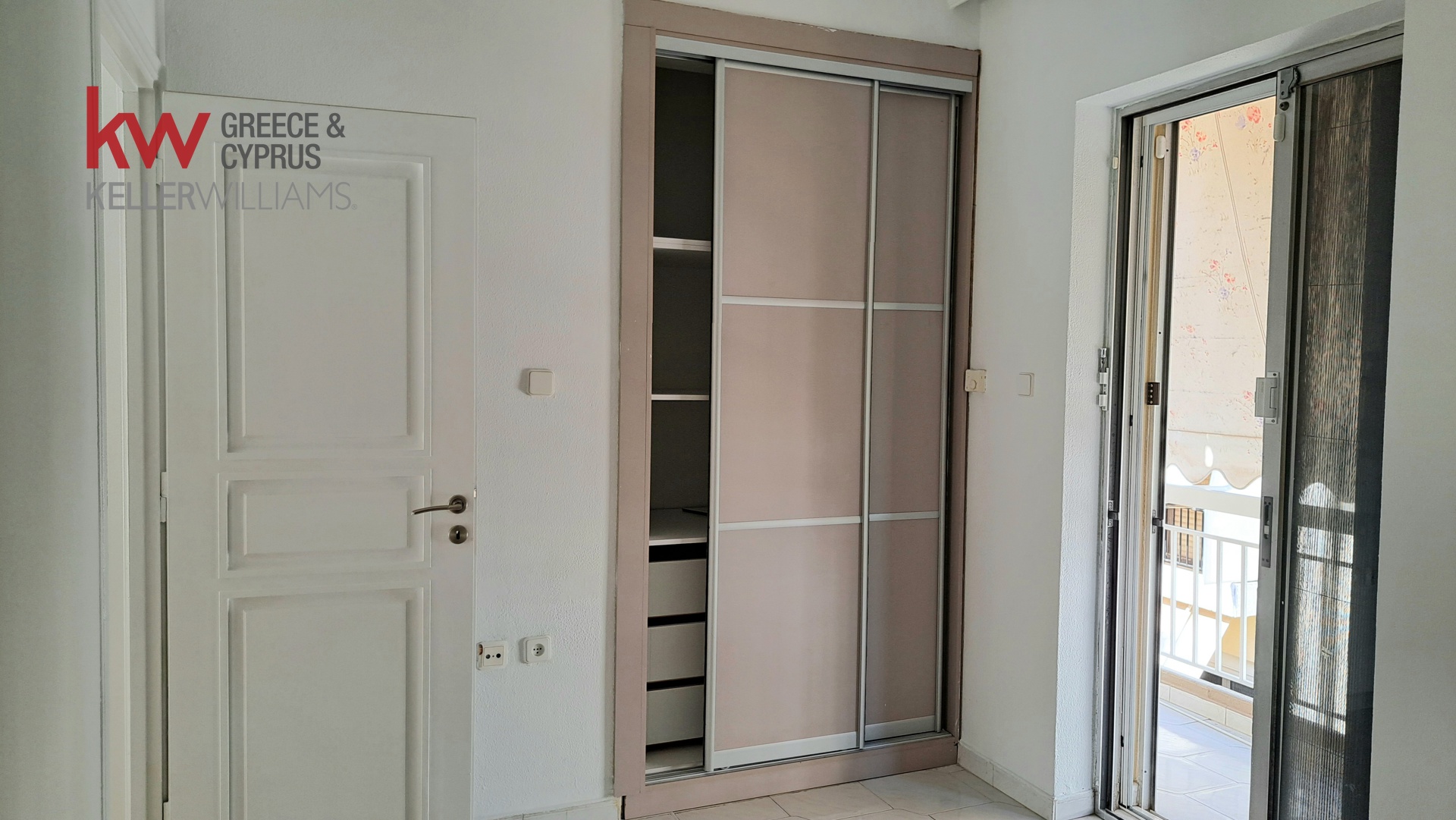 Gallery image 16