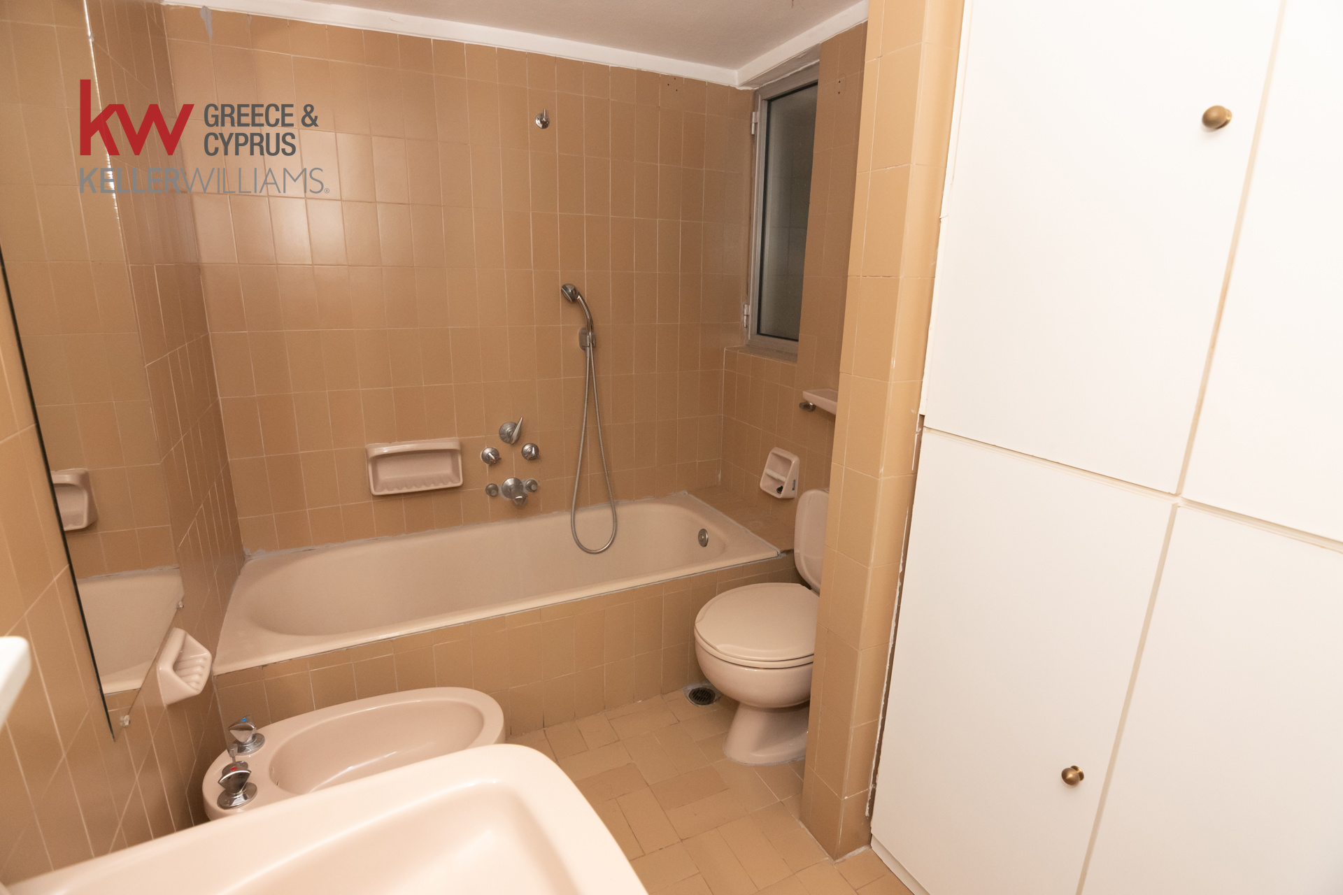 Gallery image 12