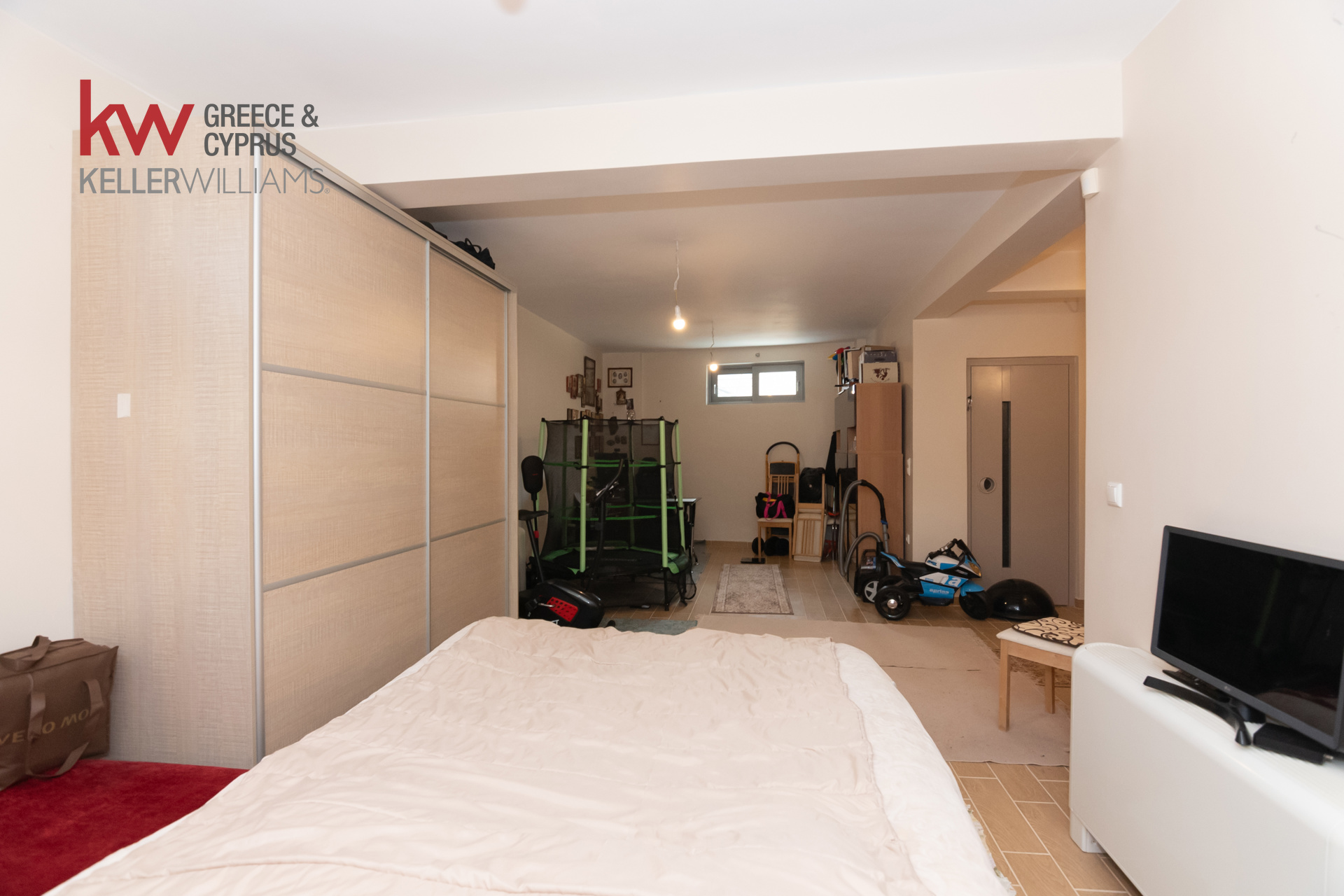 Gallery image 36