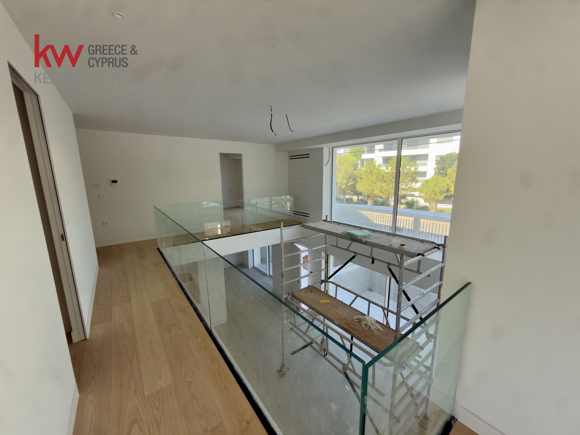 Gallery image 10