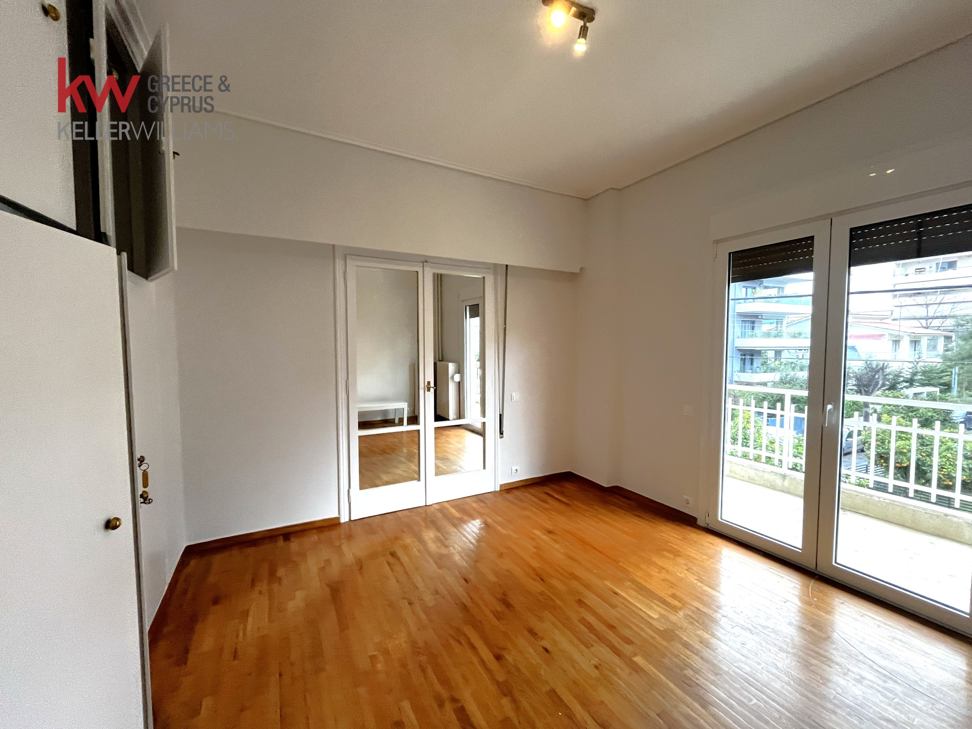 Gallery image 12