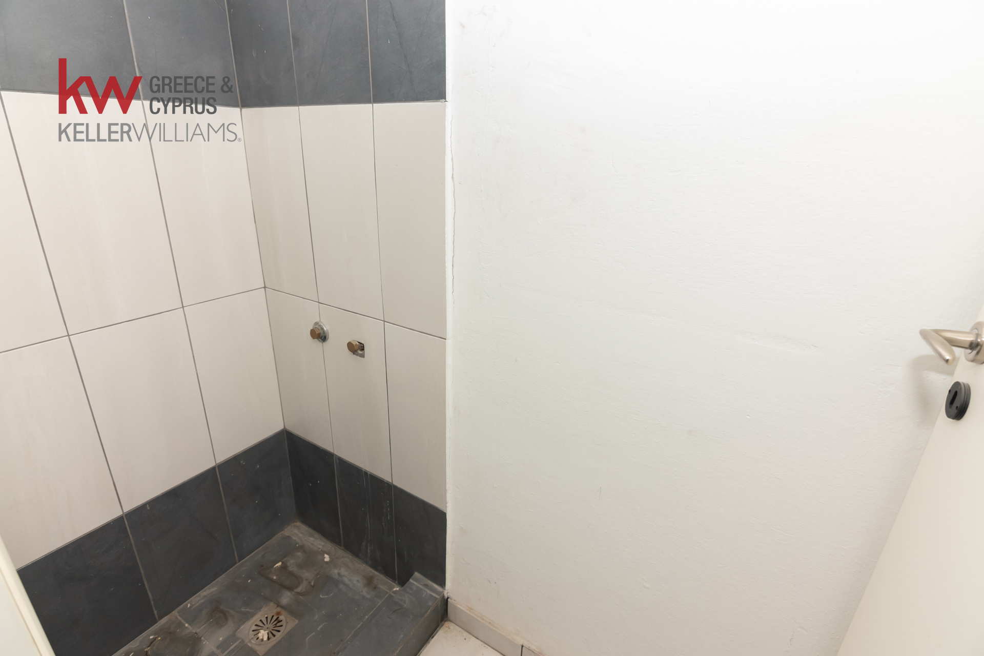 Gallery image 16