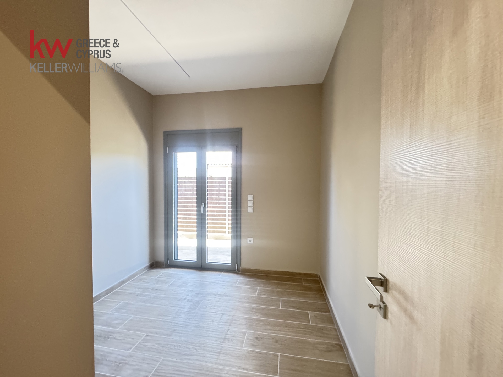 Gallery image 12