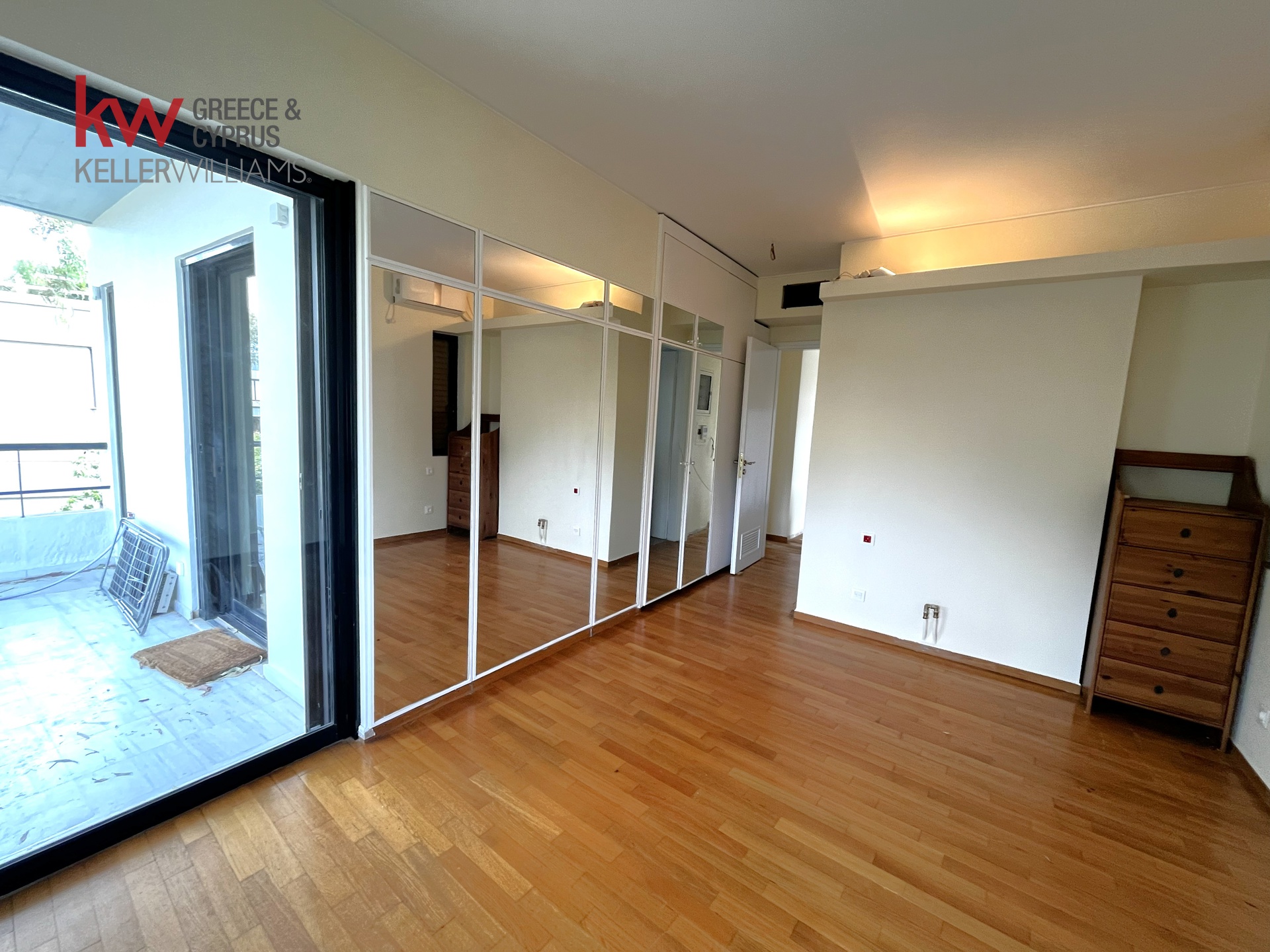Gallery image 13
