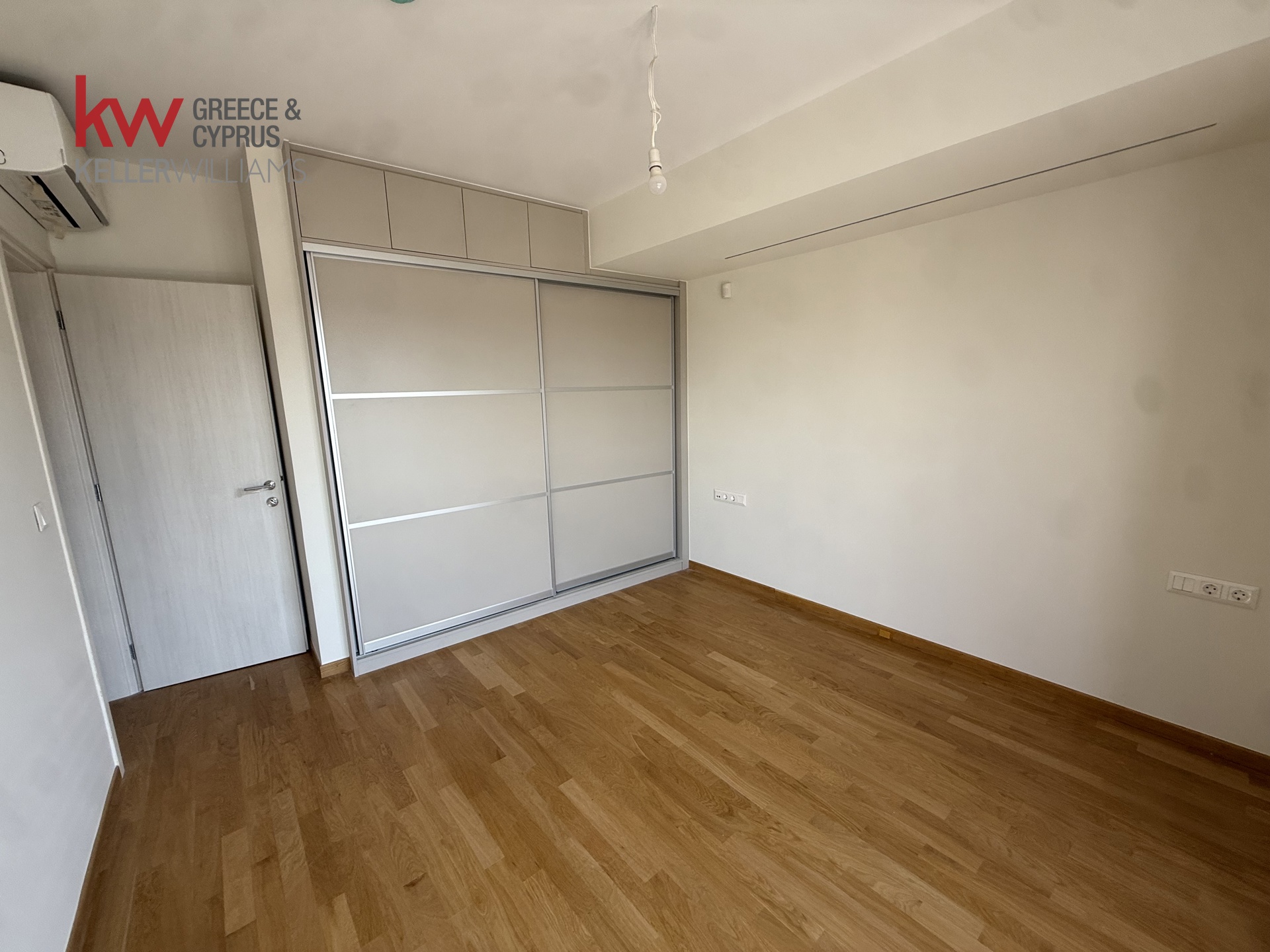 Gallery image 13