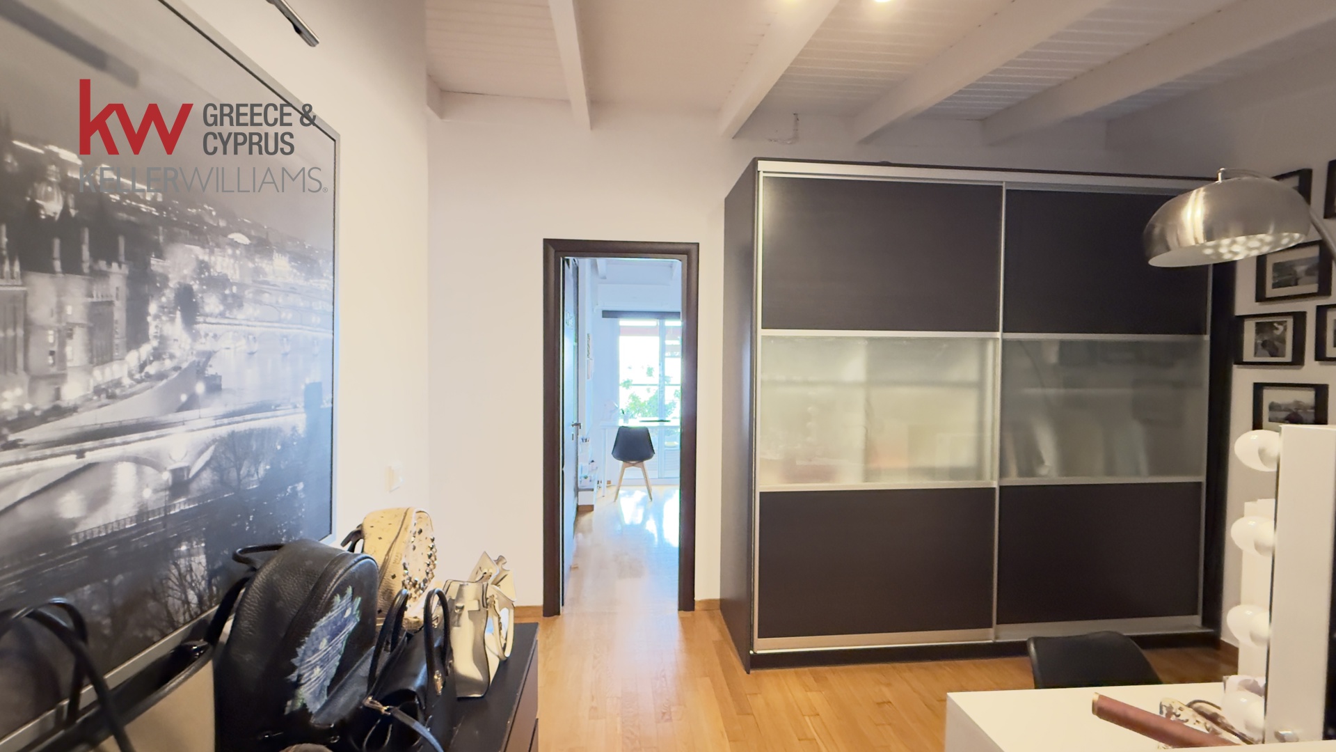 Gallery image 10