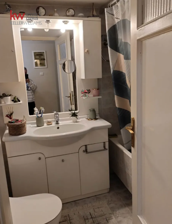 Gallery image 9