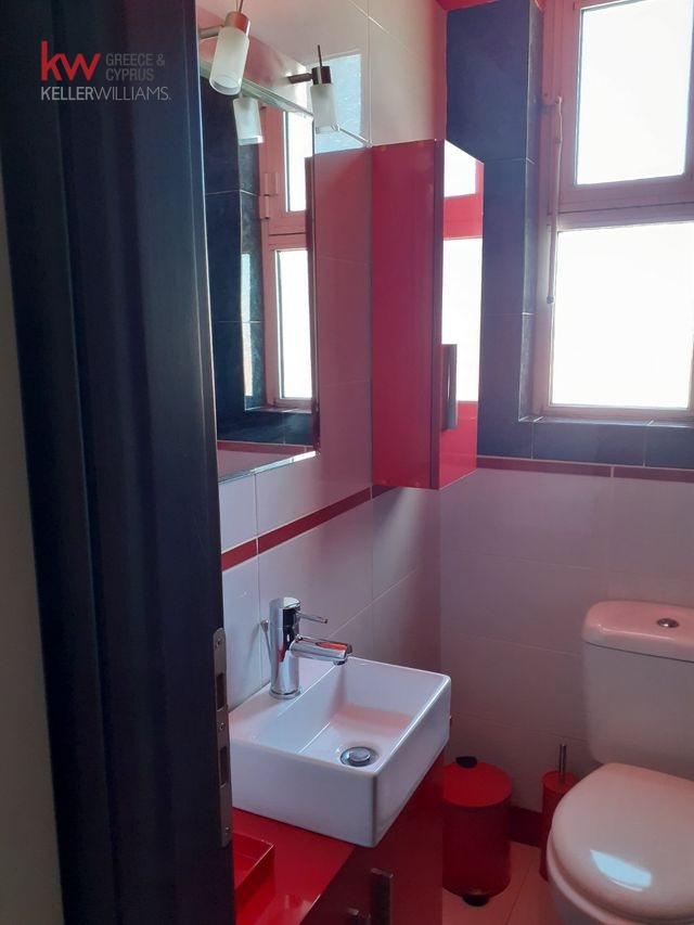 Gallery image 12