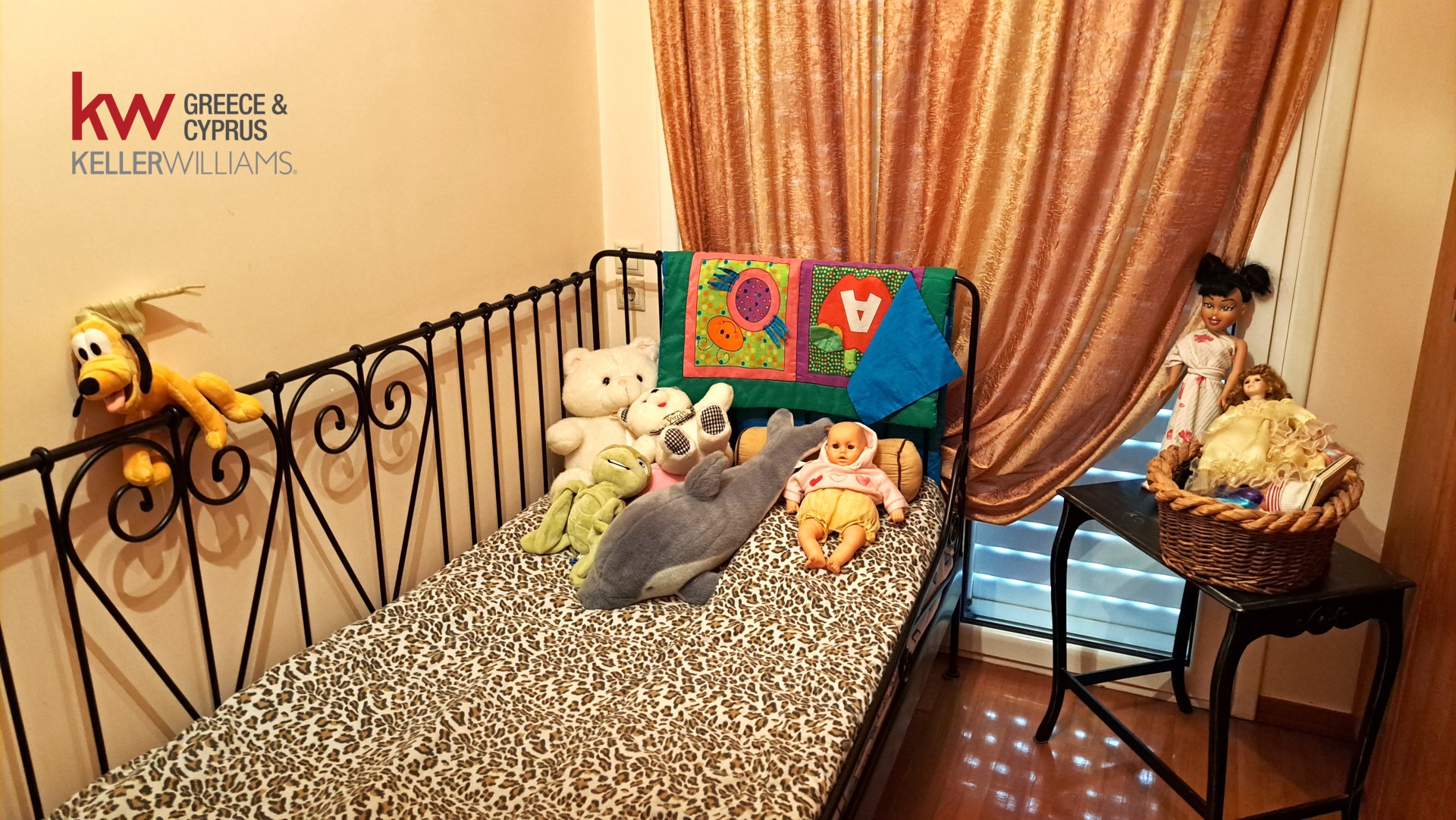 Gallery image 15