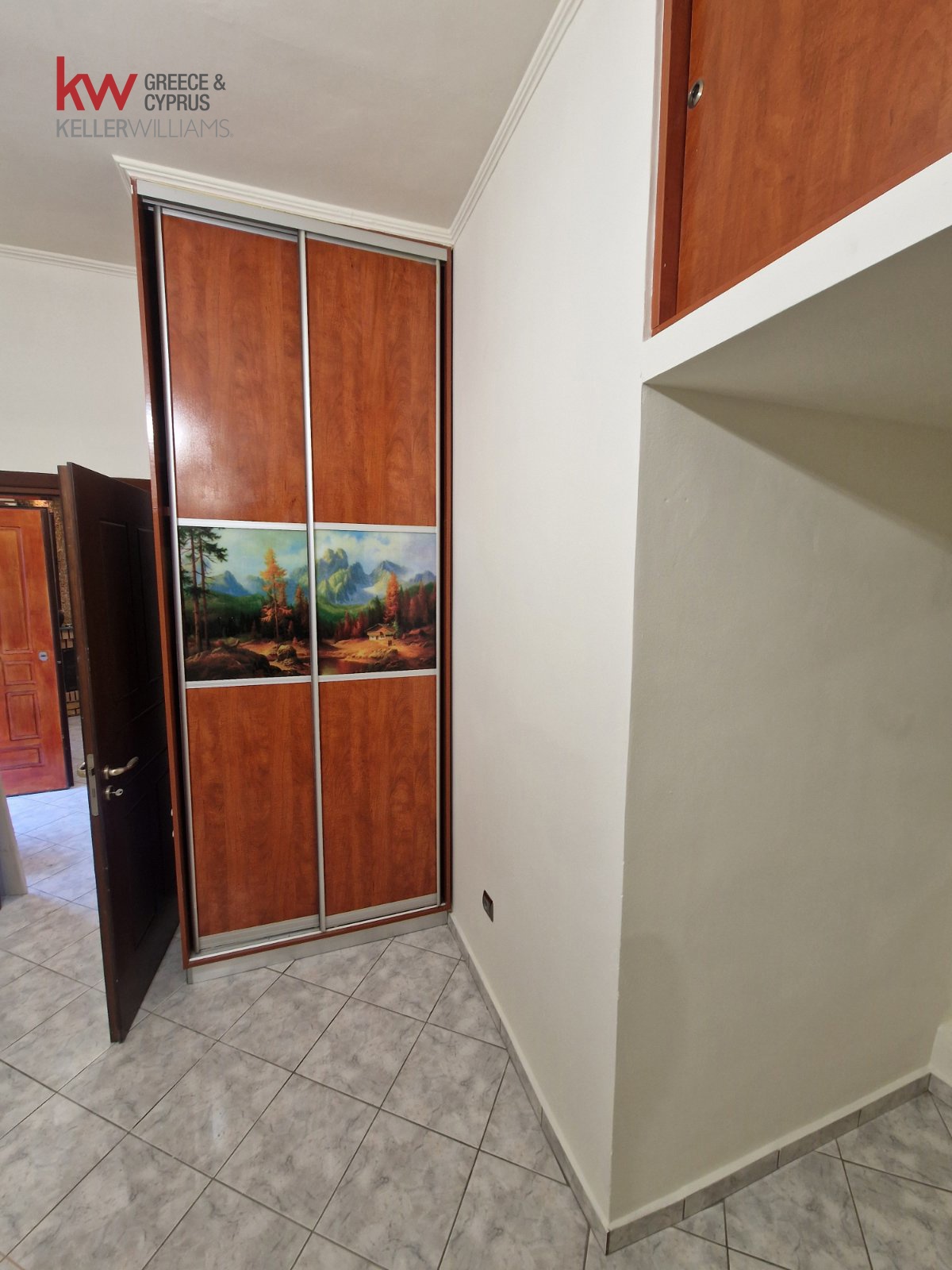 Gallery image 12