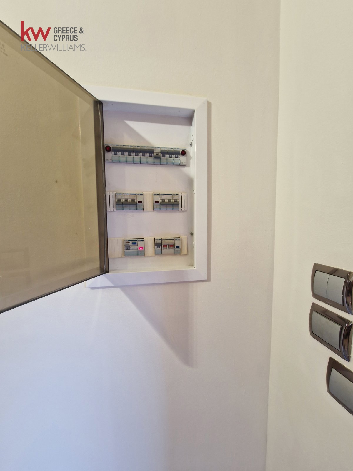 Gallery image 13