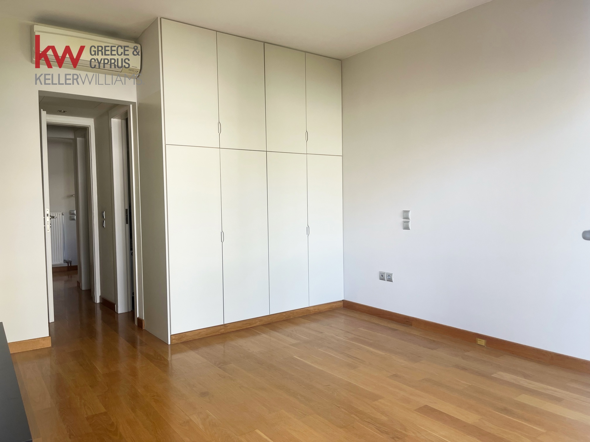Gallery image 13