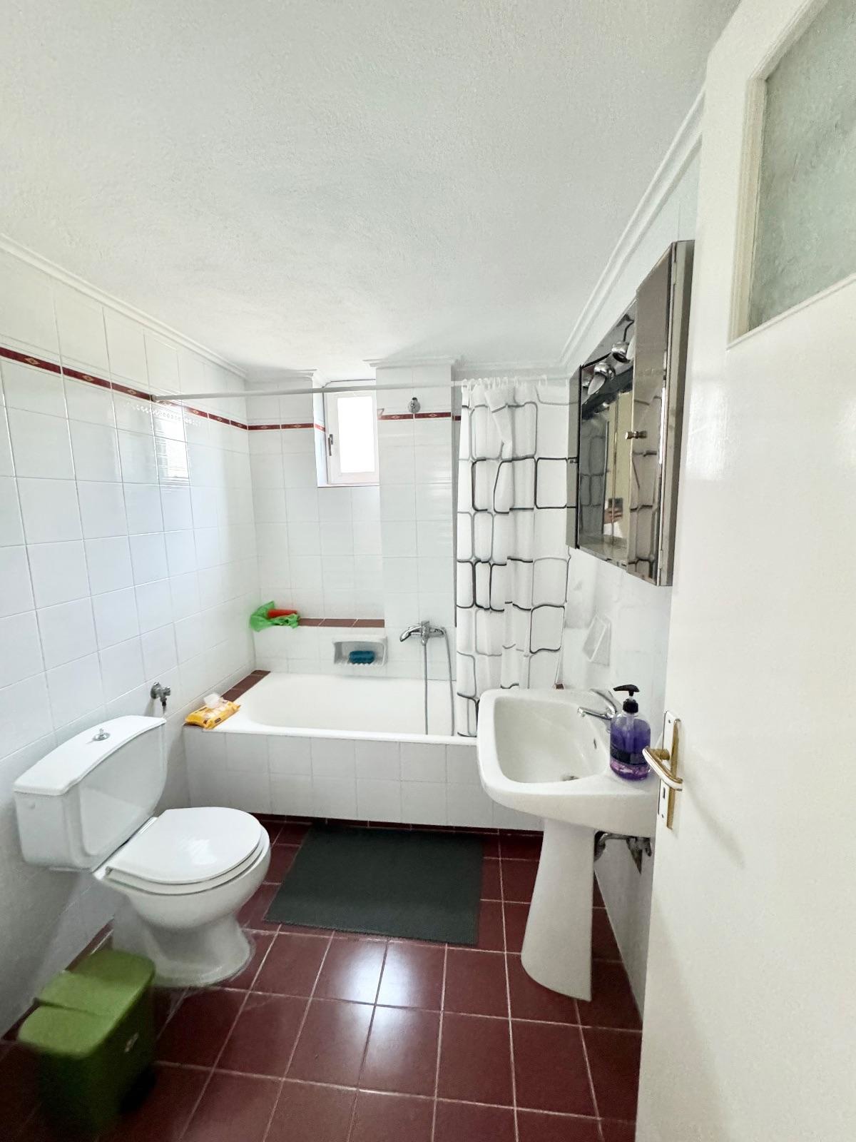 Gallery image 12
