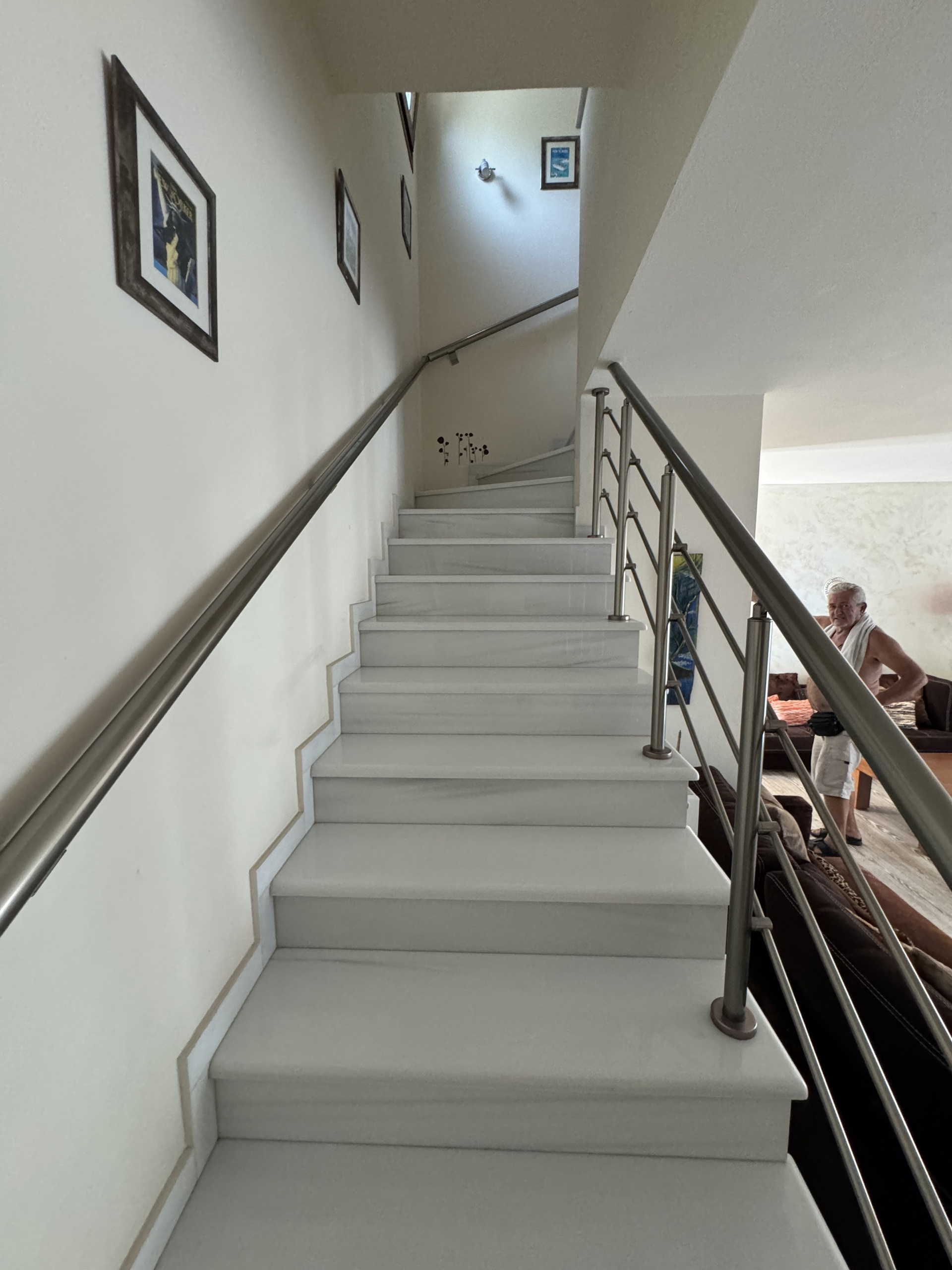 Gallery image 18