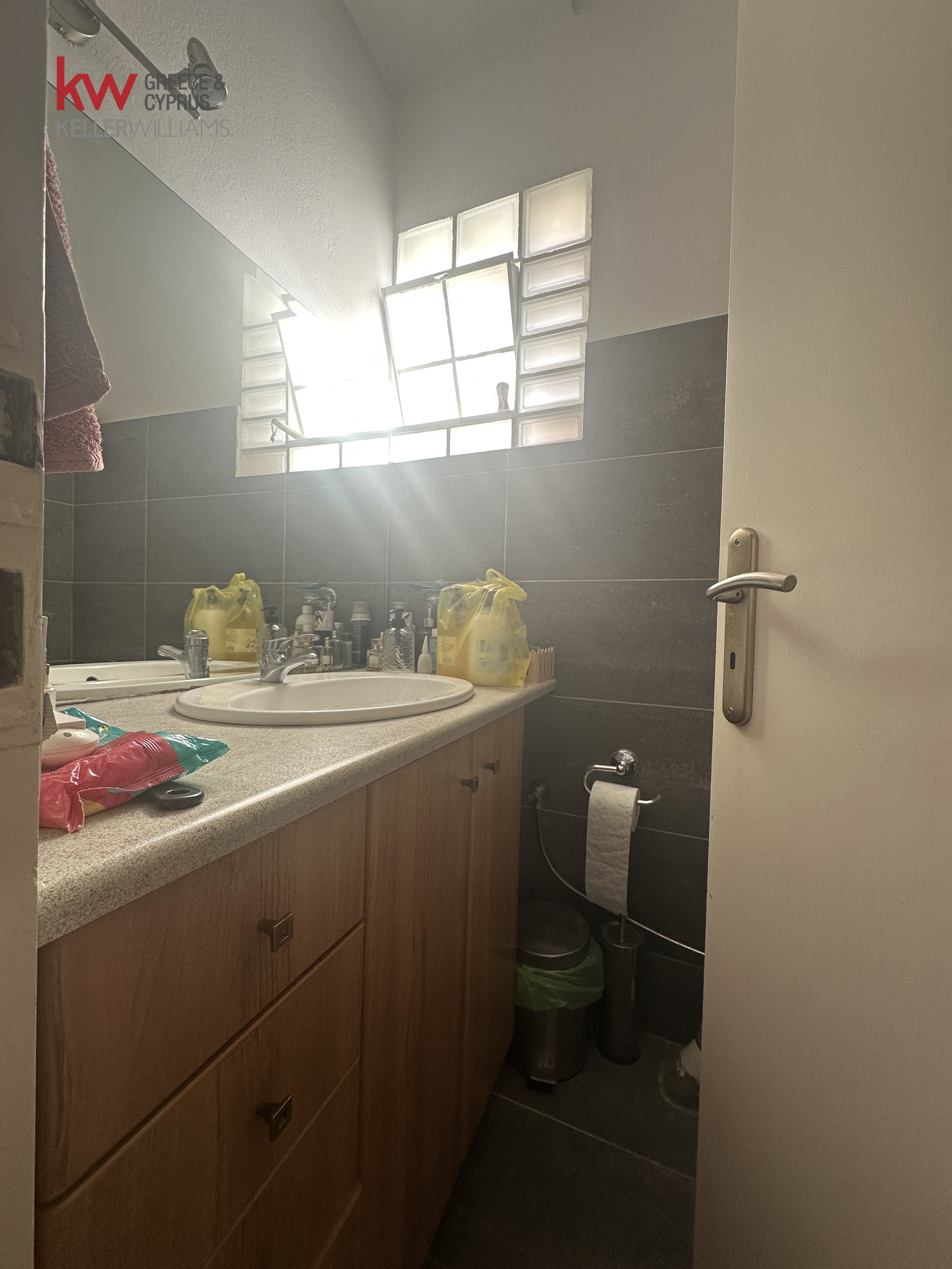 Gallery image 12