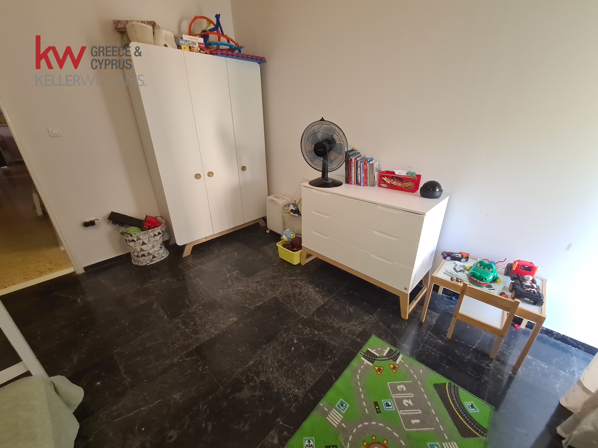 Gallery image 16