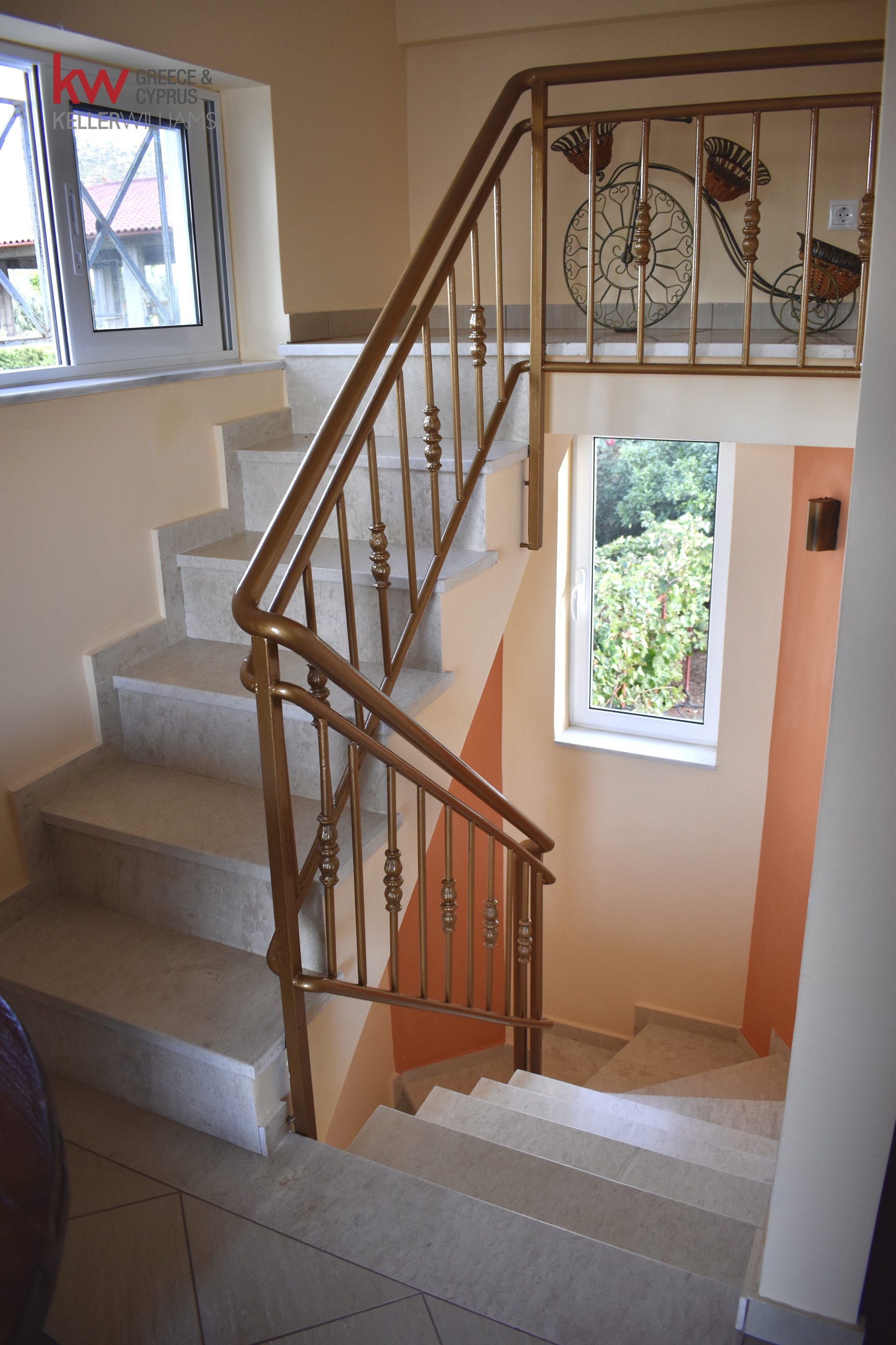 Gallery image 12