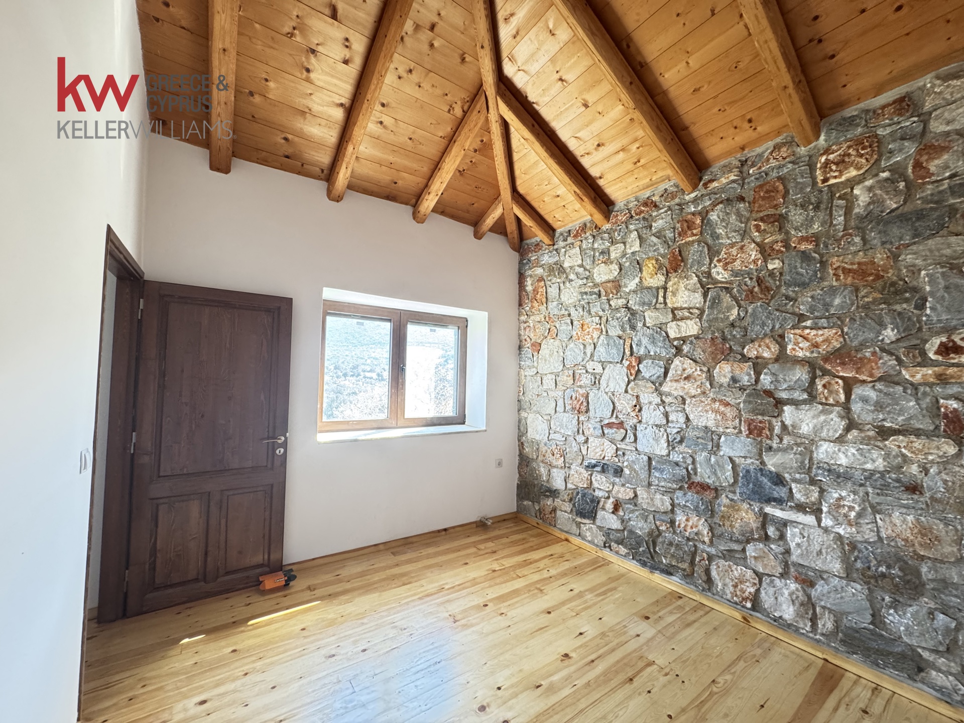 Gallery image 10