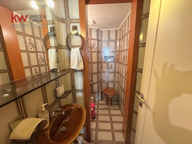 Gallery image 10