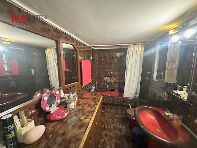 Gallery image 7