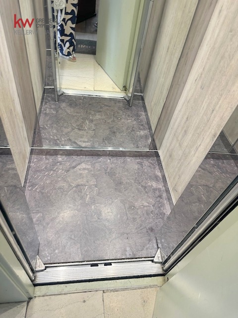 Gallery image 20
