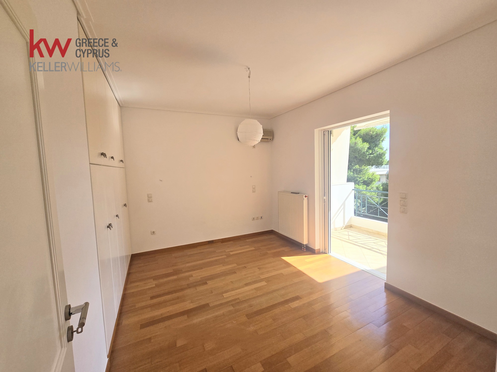 Gallery image 13
