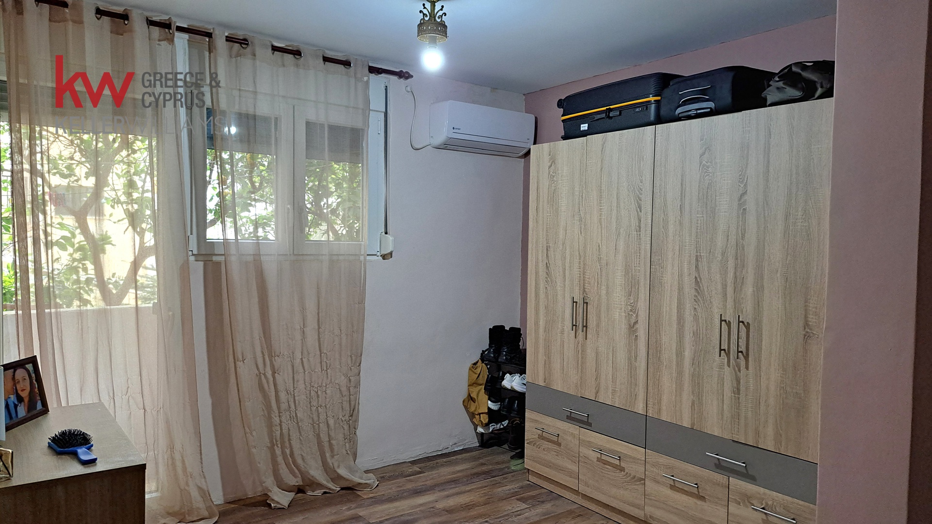 Gallery image 12