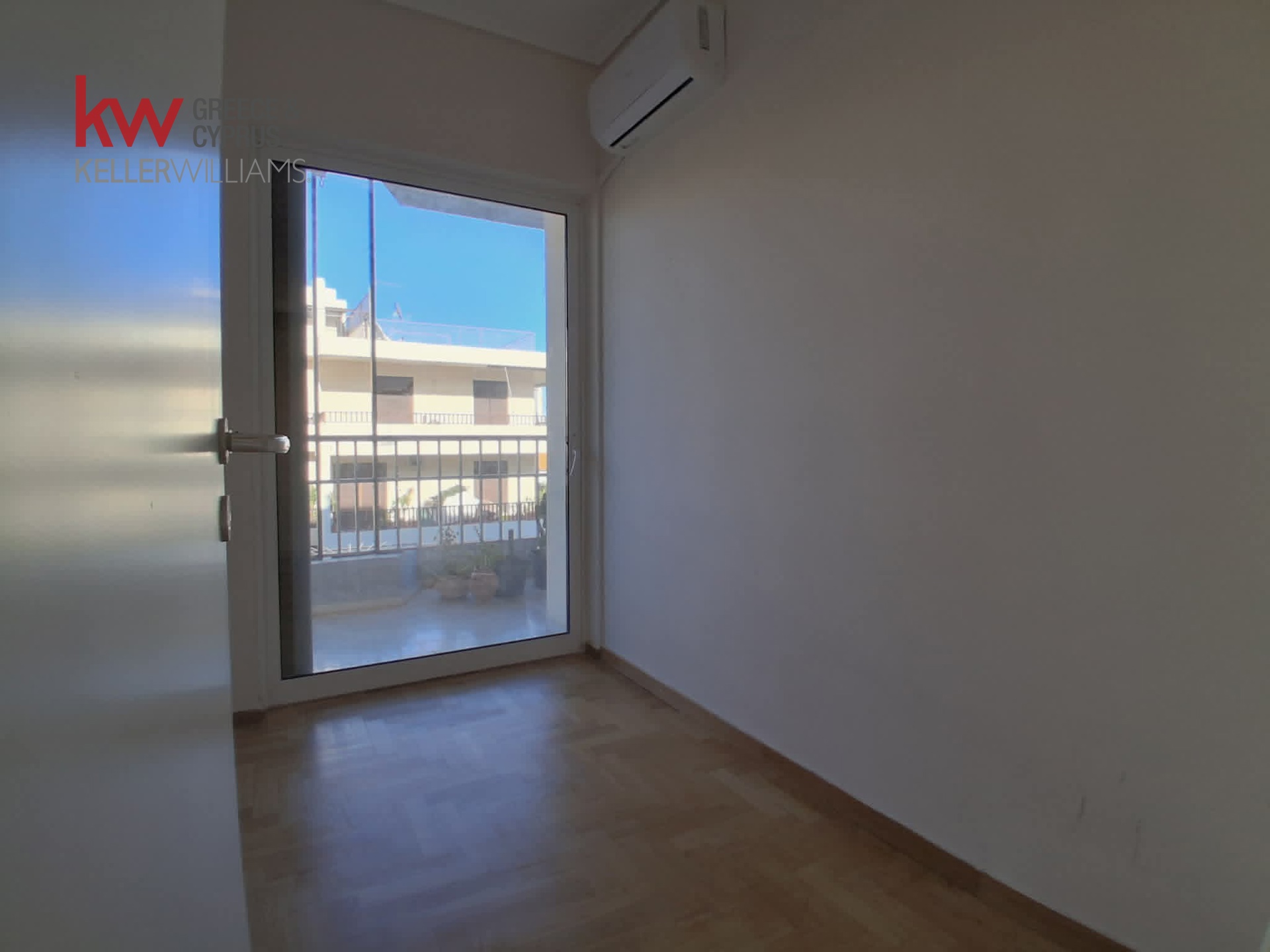 Gallery image 10