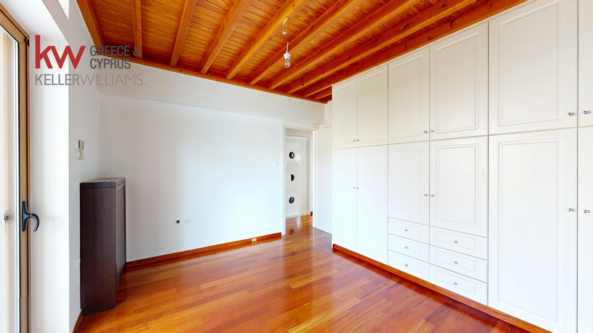 Gallery image 15