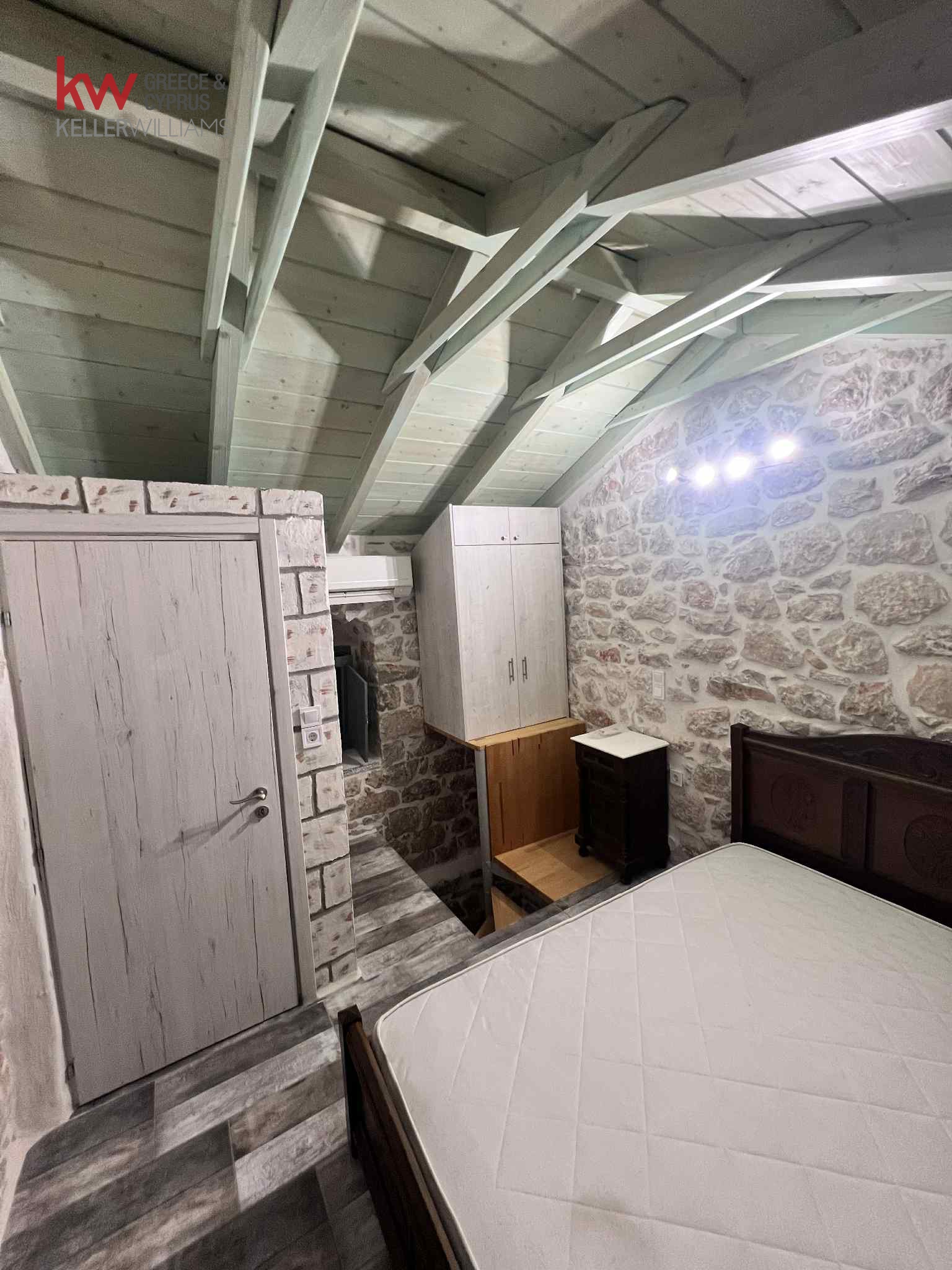 Gallery image 19