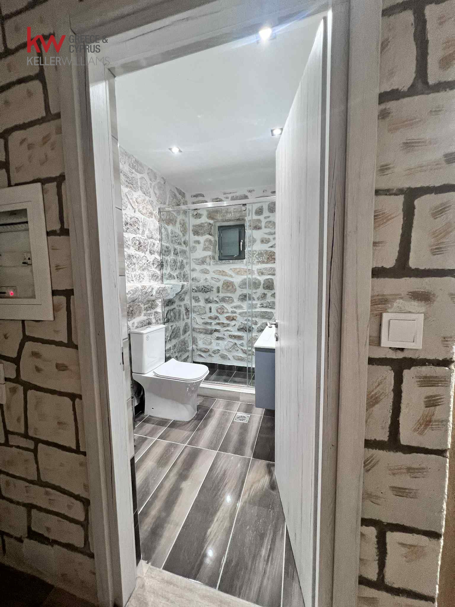 Gallery image 13