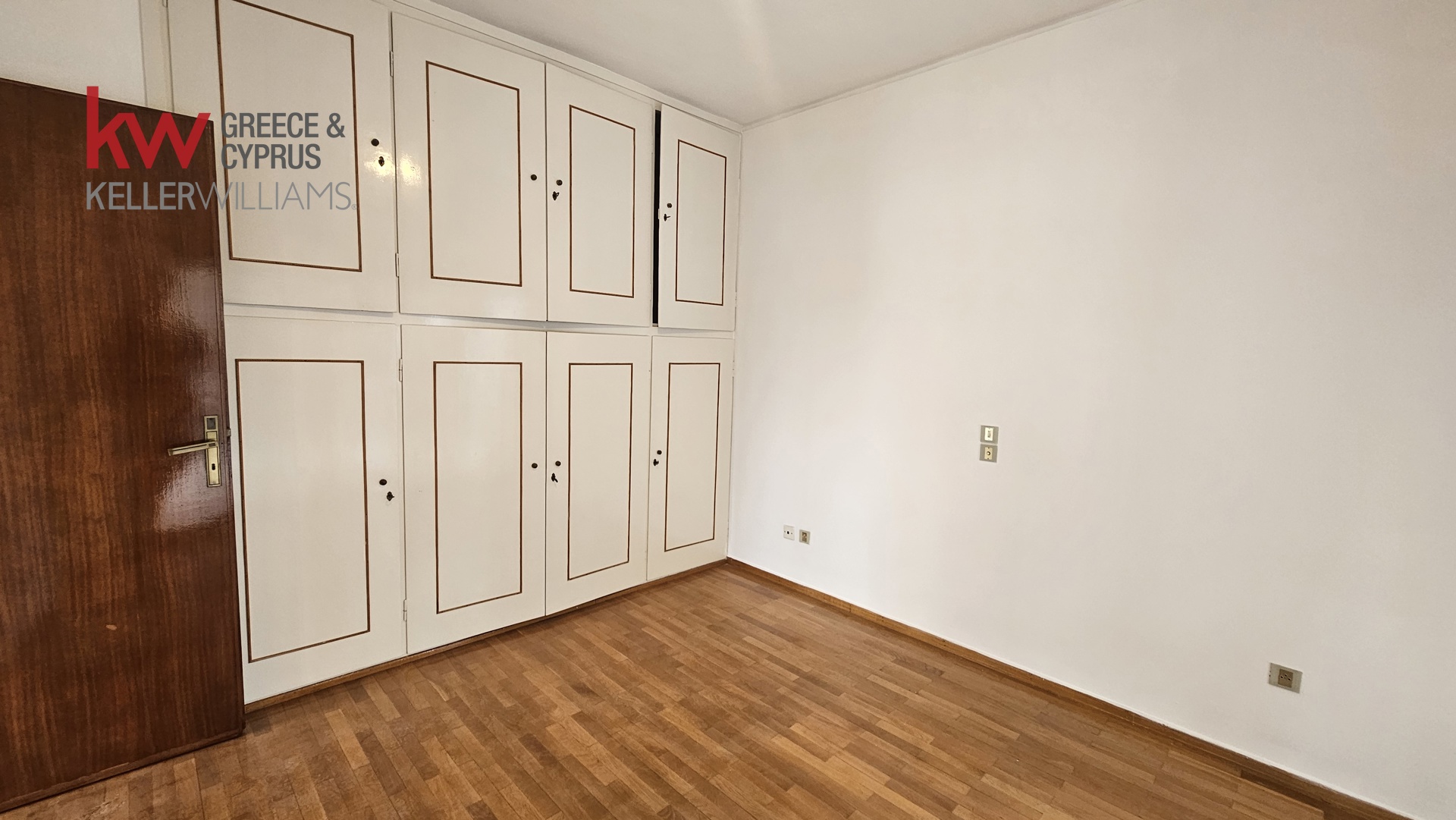 Gallery image 16