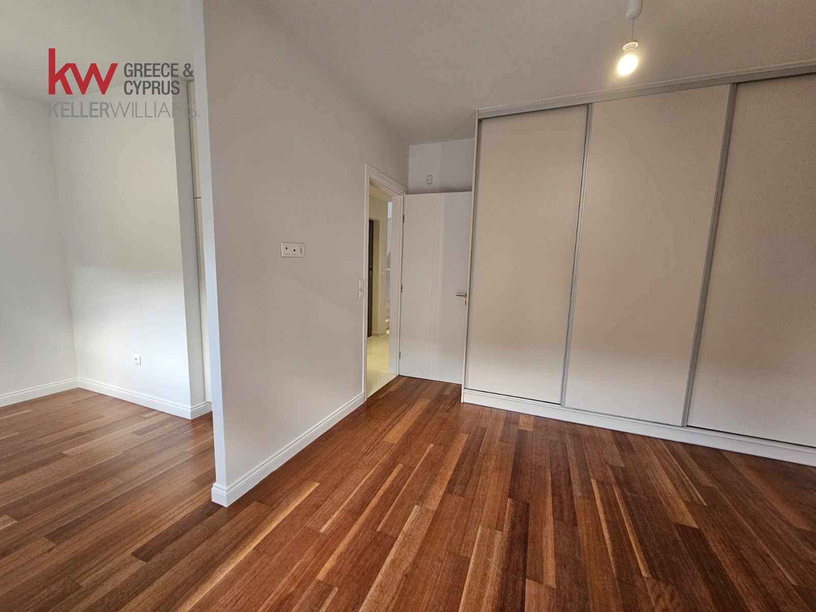 Gallery image 16