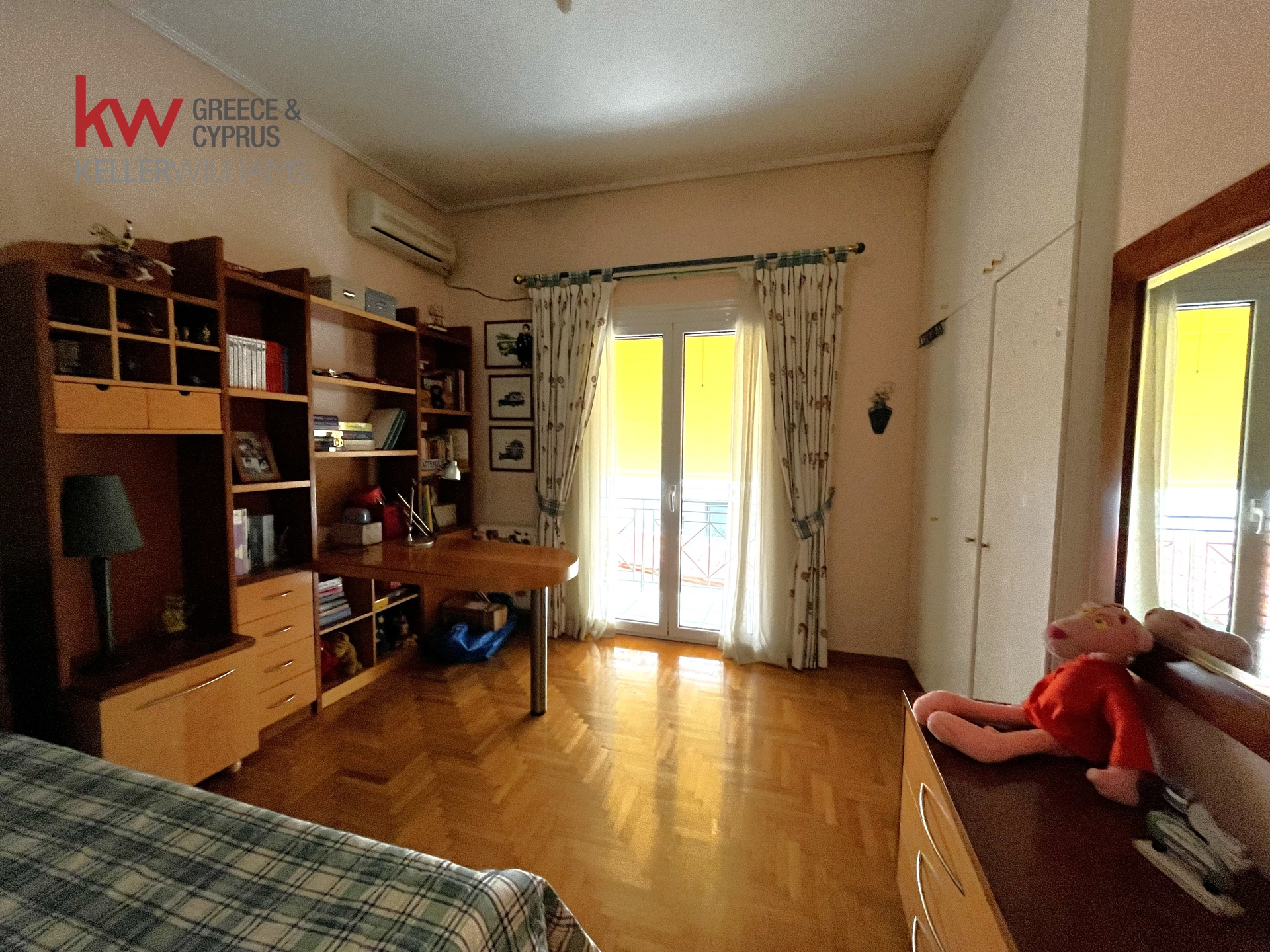 Gallery image 22