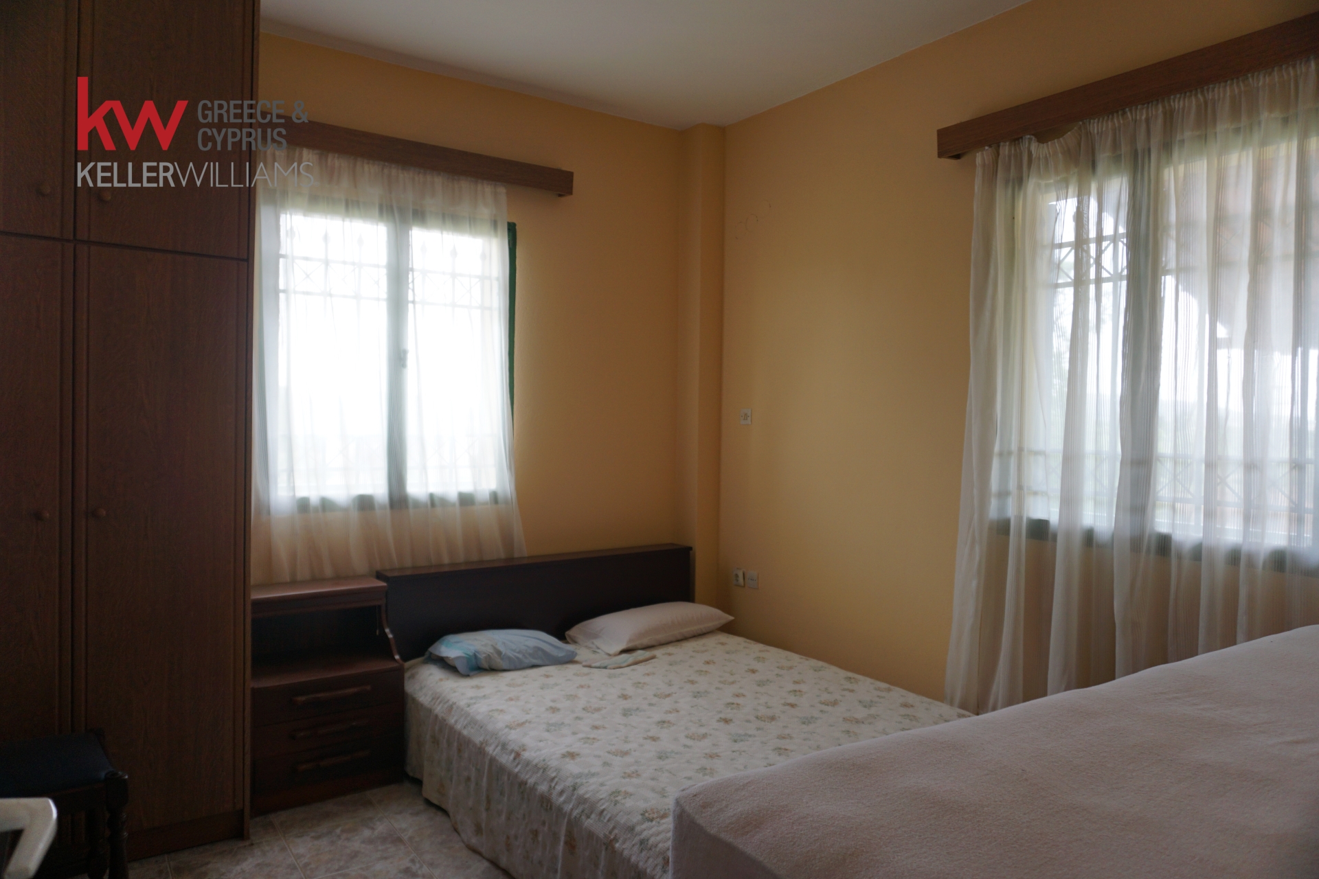 Gallery image 10